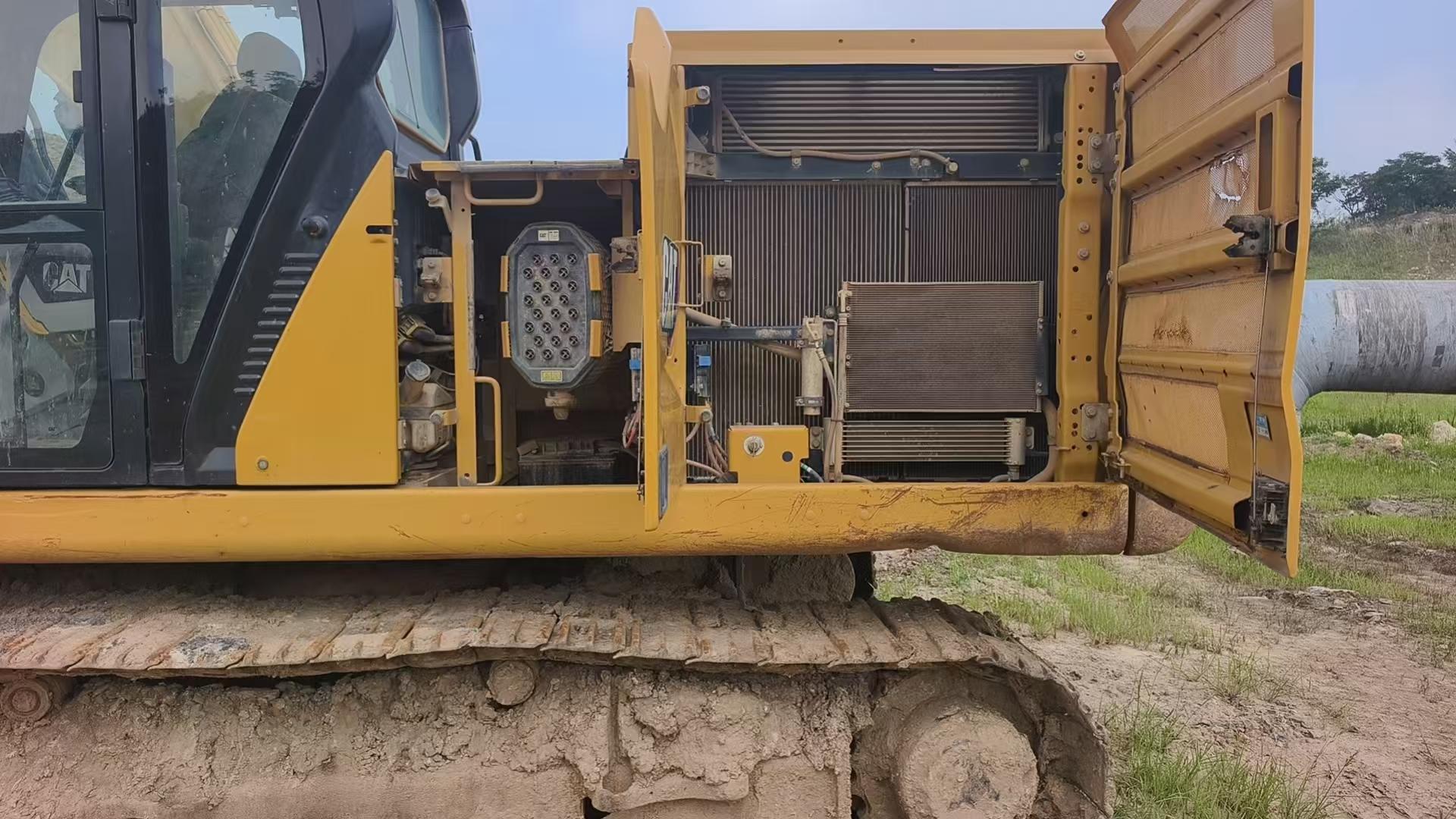 Buy Caterpillar 326DL Used Excavator / 5 Buy Caterpillar 326DL Used Excavator / 5