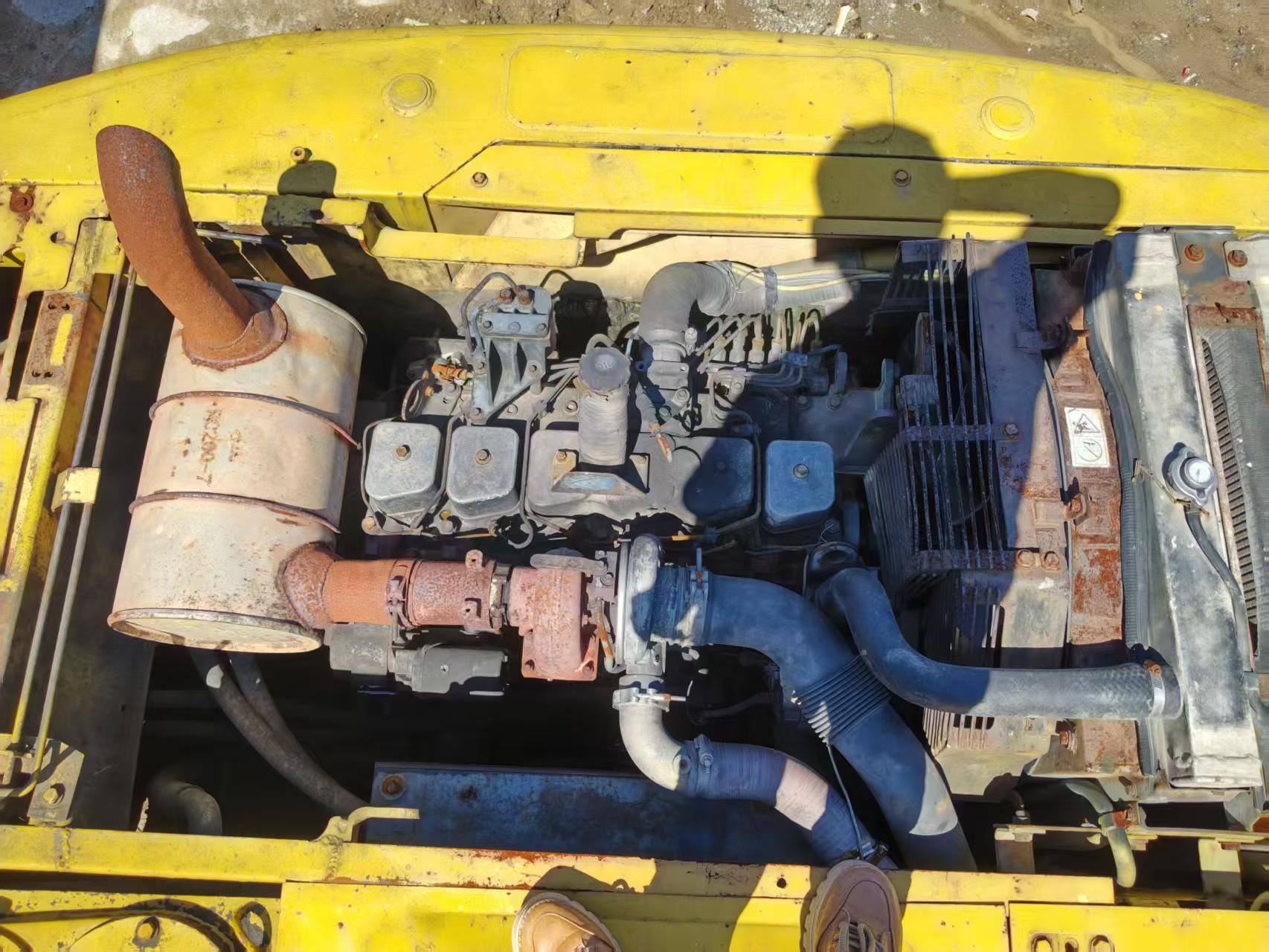 Buy Komatsu PC220 Used Excavator / 5