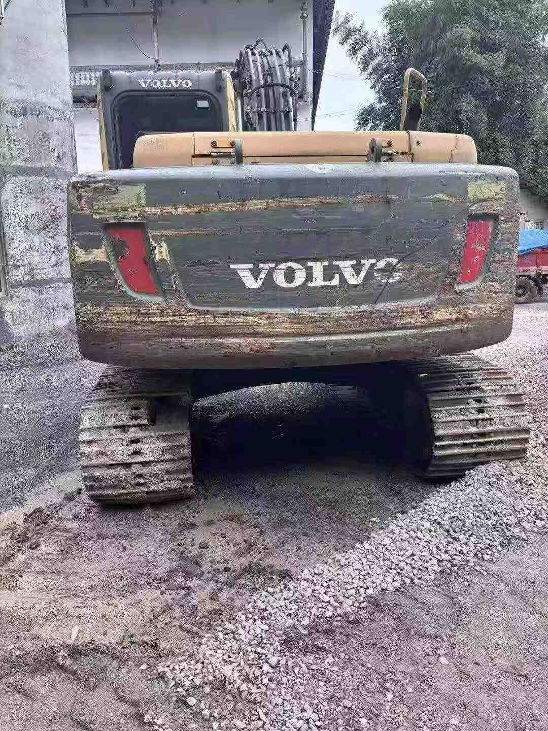 Buy Volvo EC140 Used Excavator / 1