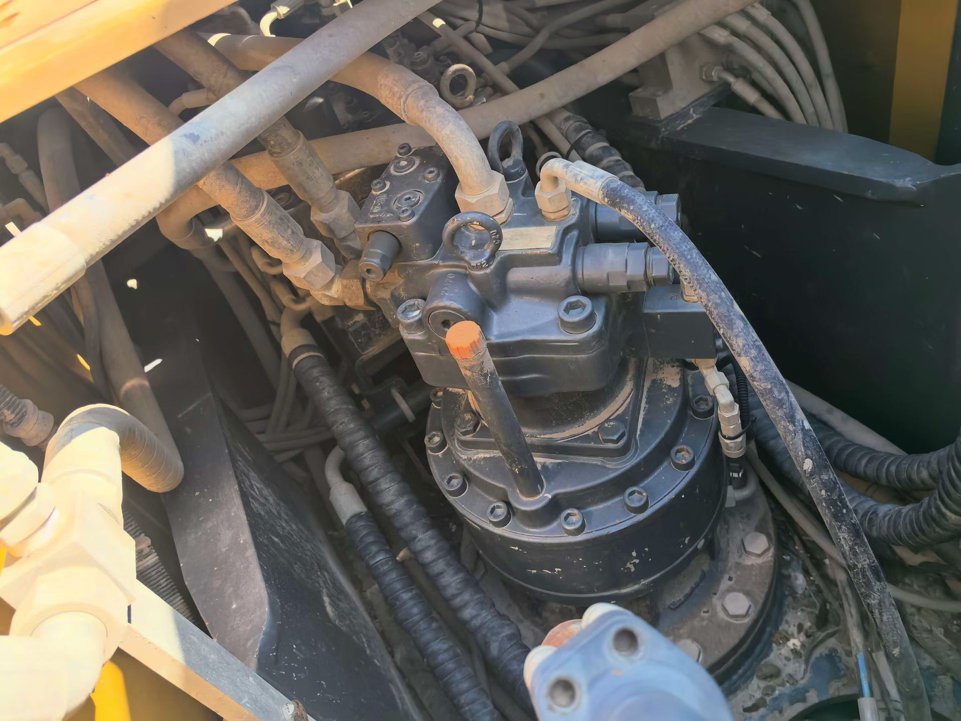 Buy XCMG XE200DA Used Excavator / 3