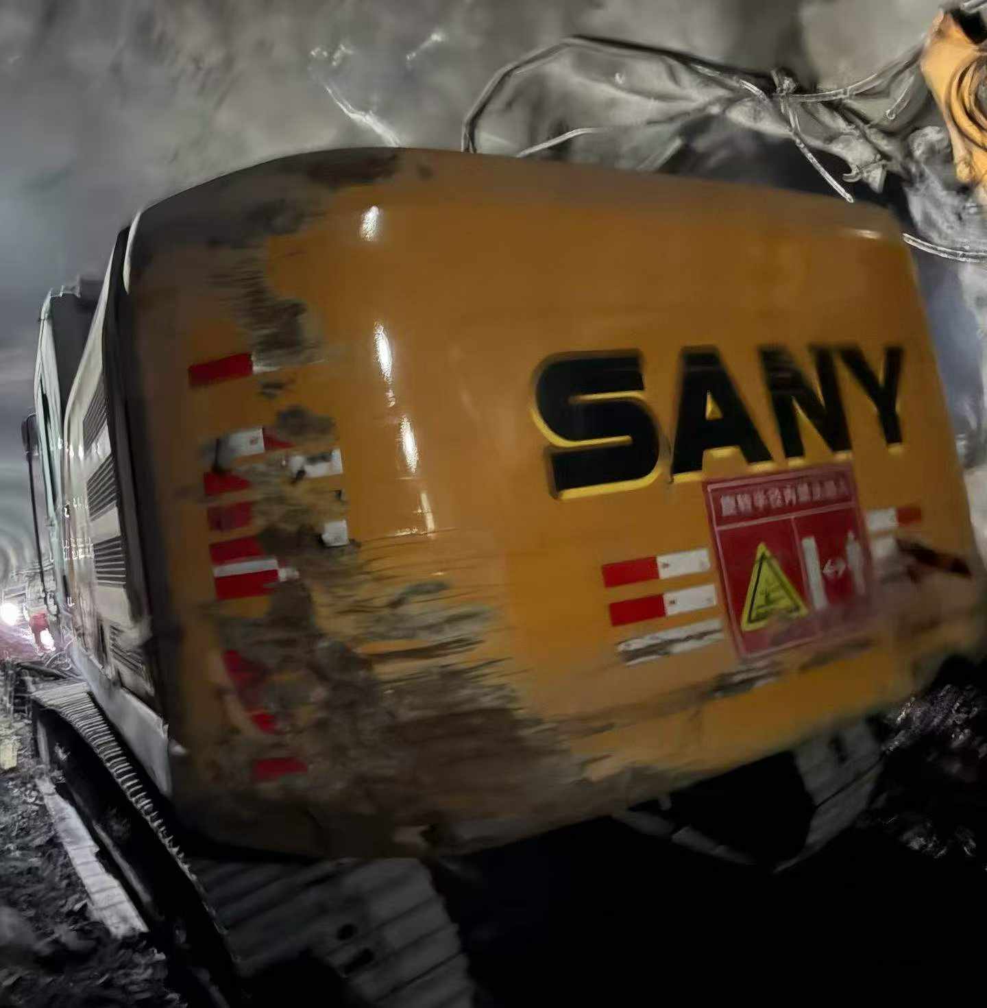 Buy Sany SY235C Used Excavator / 3