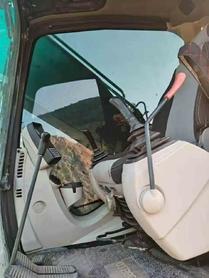 Buy Kobelco SK200 Used Excavator / 3 Buy Kobelco SK200 Used Excavator / 3