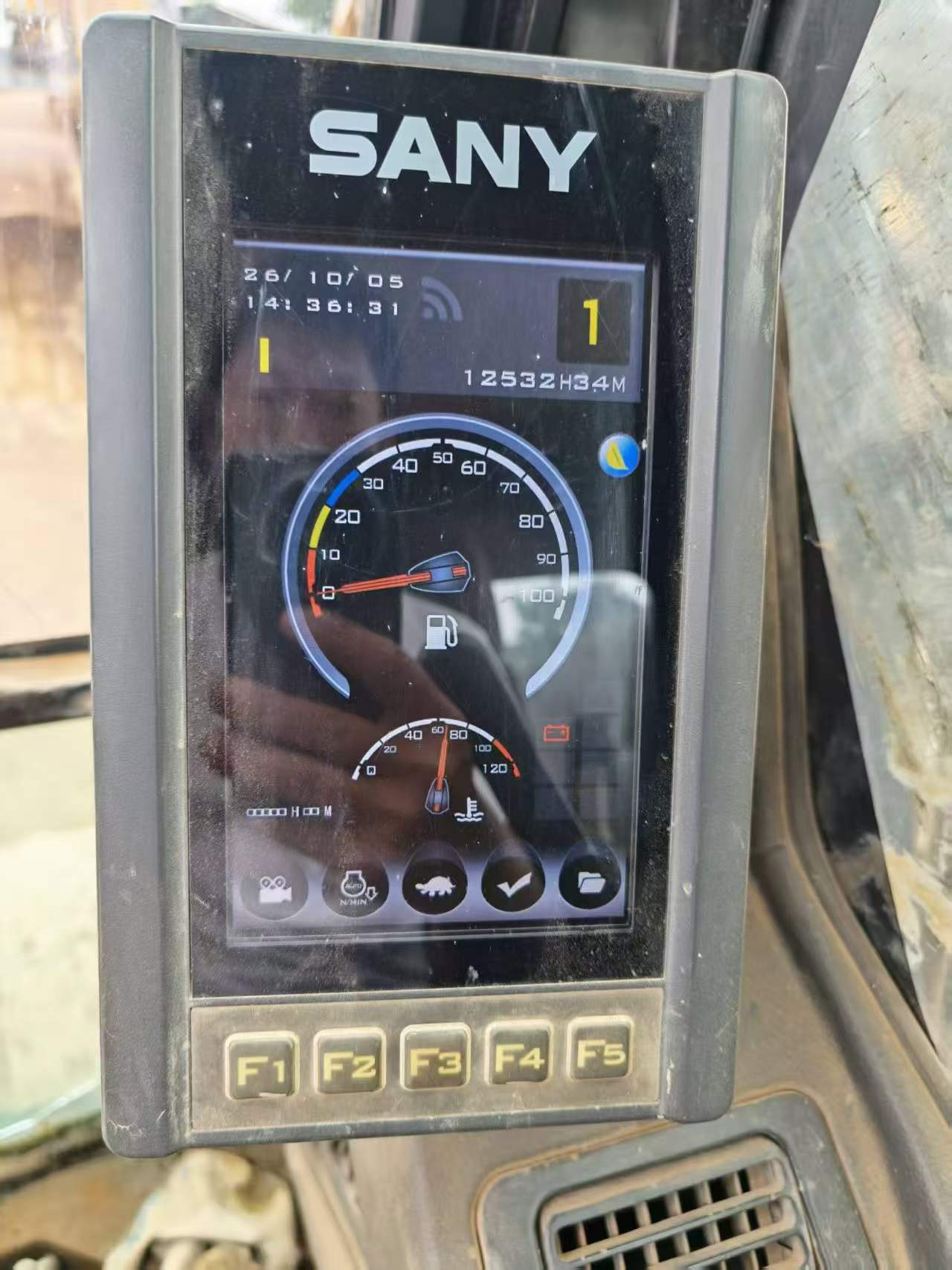 Buy Sany SY365C Used Excavator / 3 Buy Sany SY365C Used Excavator / 3