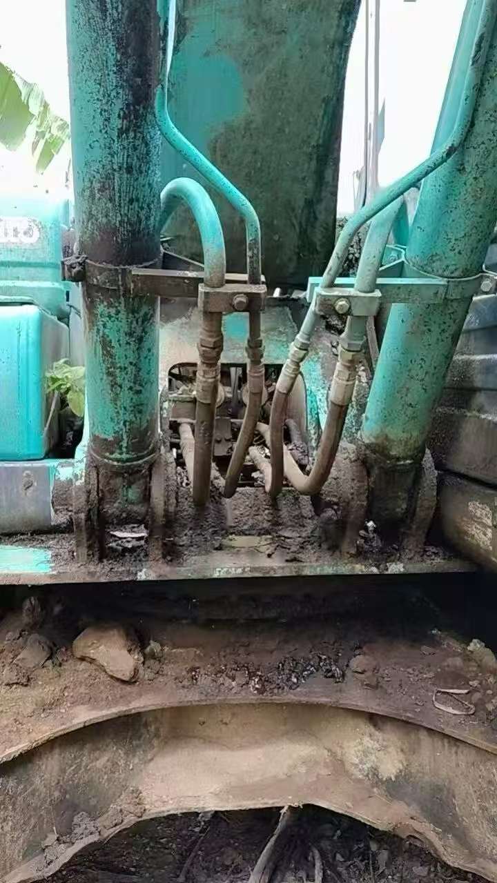 شراء حفارة Kobelco SK210LC-8 مستعملة / 5