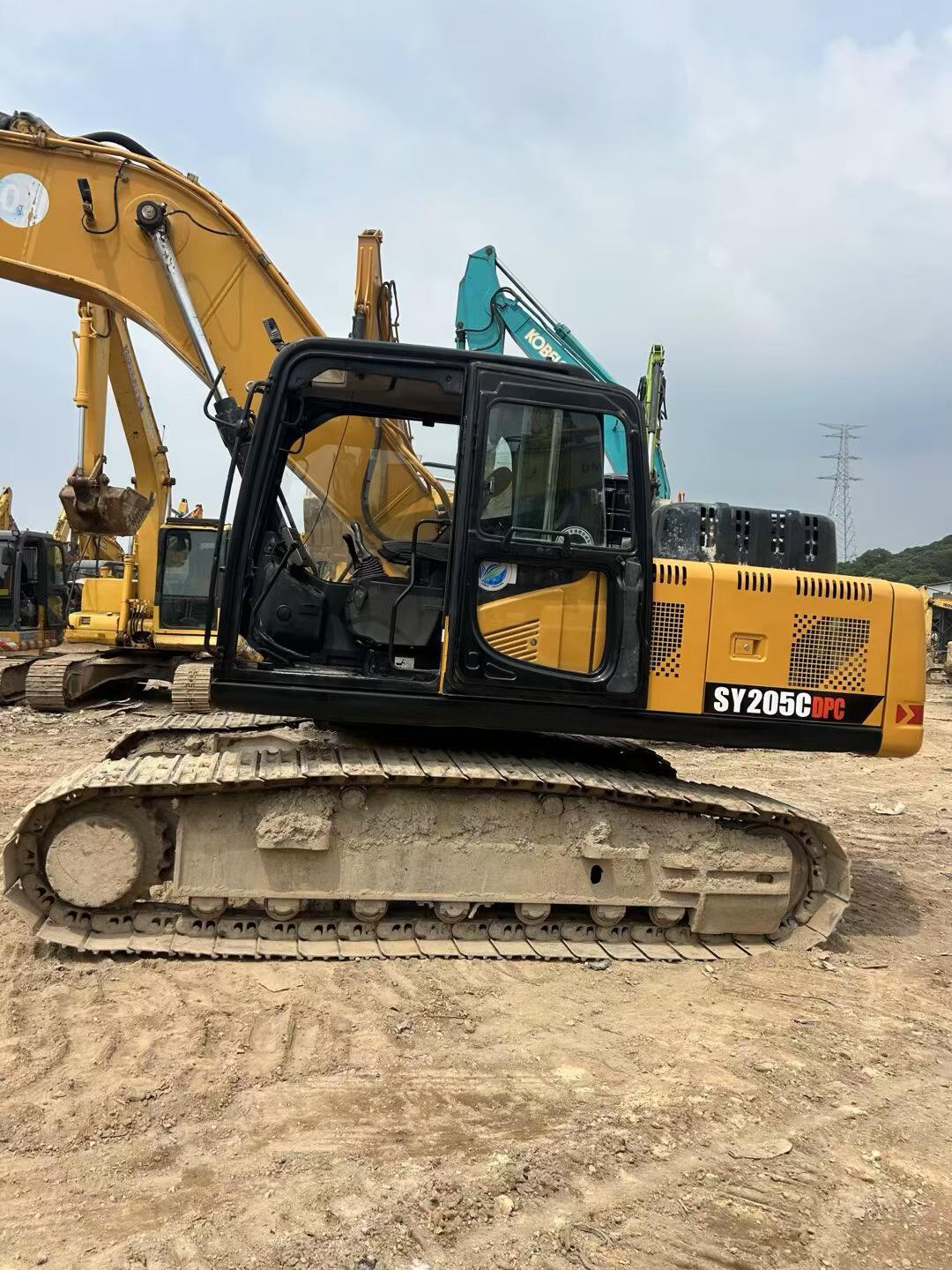 Buy Sany SY205C Used Excavator / 1