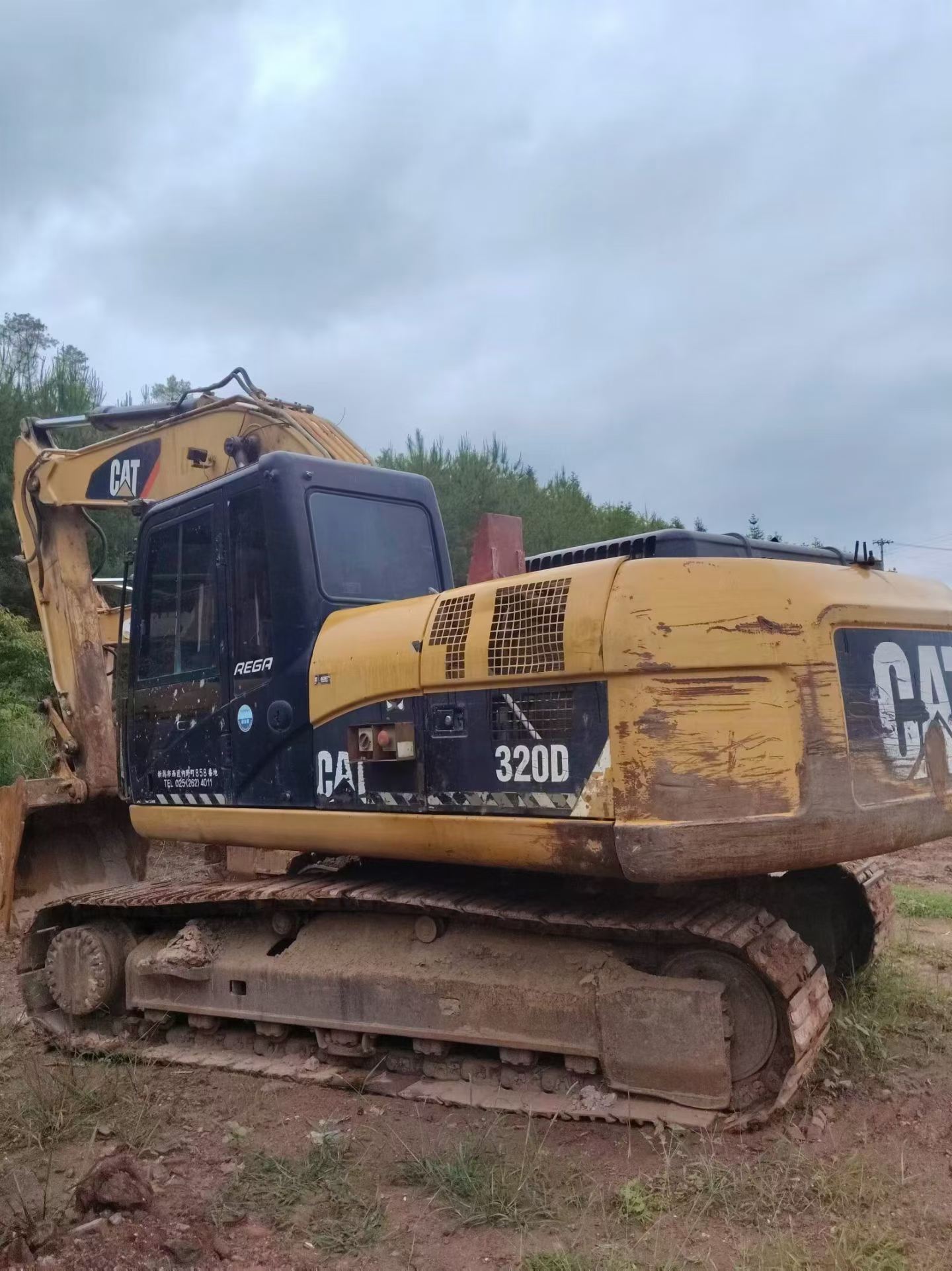 Buy Caterpillar 320D Used Excavator / 4