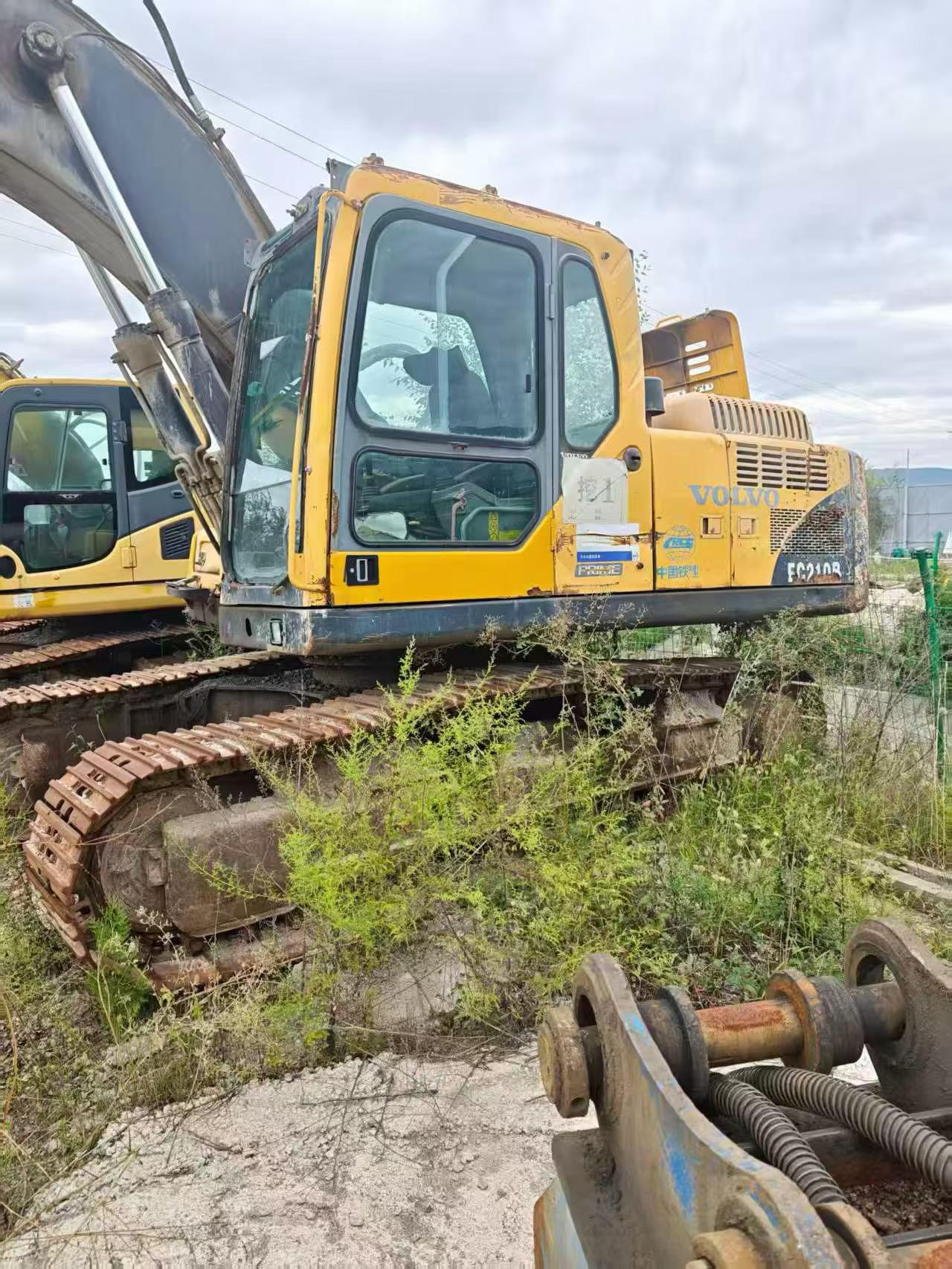 Buy Volvo EC210B Used Excavator / 6