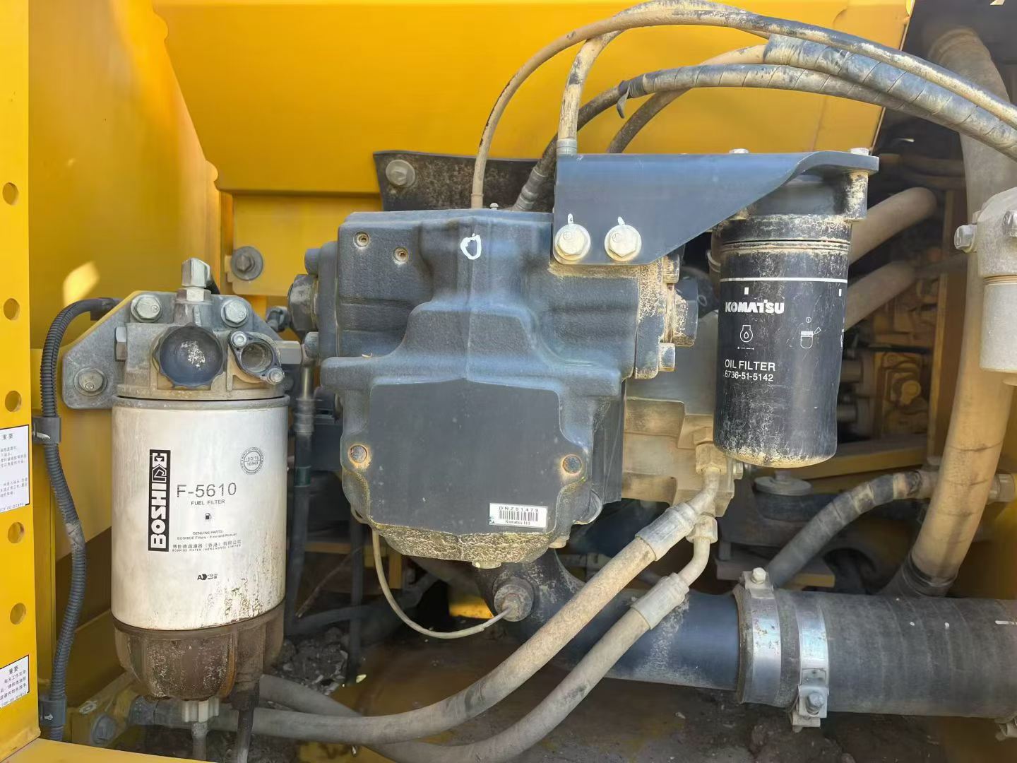 Buy Komatsu PC210-8 Used Excavator / 2 Buy Komatsu PC210-8 Used Excavator / 2