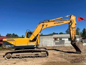 Buy Hyundai R225-7 Used Excavator / 2 Buy Hyundai R225-7 Used Excavator / 2