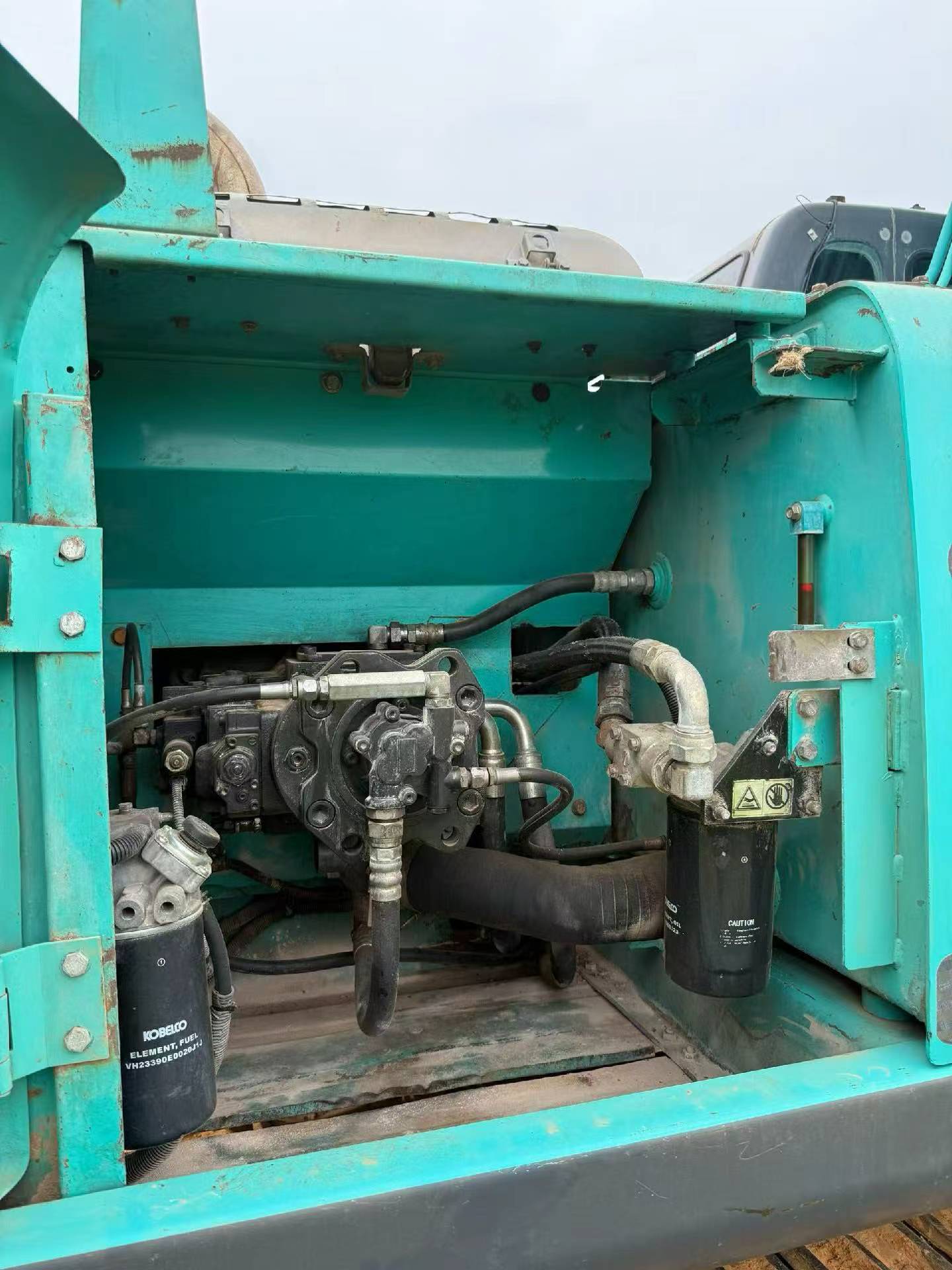 Buy Kobelco SK200-2 Used Excavator / 7 Buy Kobelco SK200-2 Used Excavator / 7