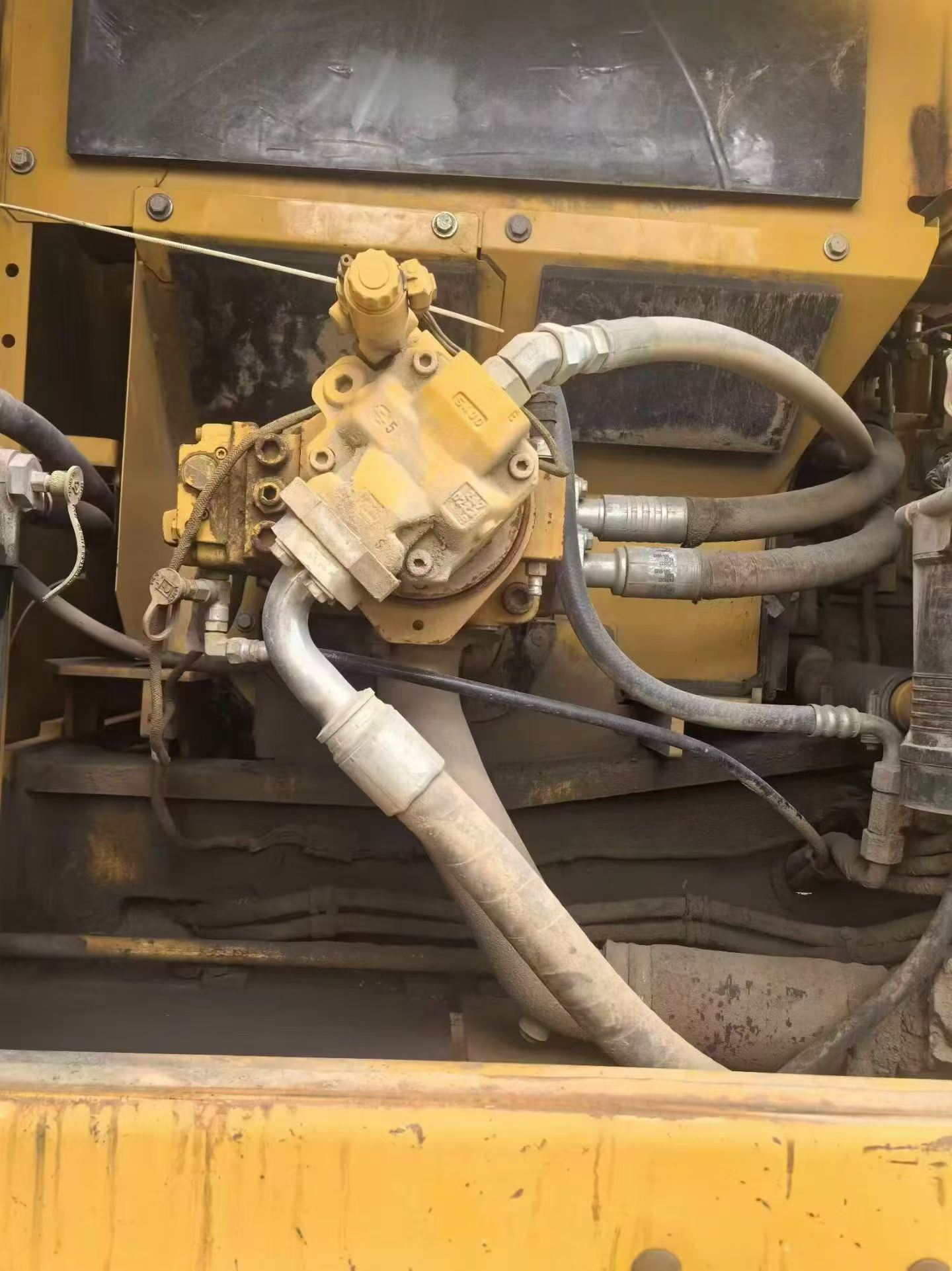 Buy Caterpillar 345B Used Excavator / 7