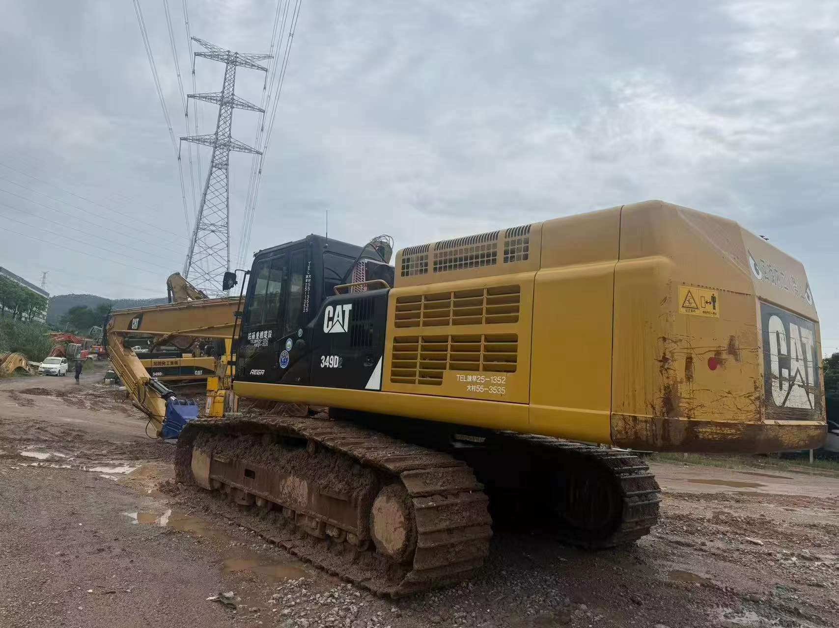 Buy Caterpillar 349E Used Excavator / 1