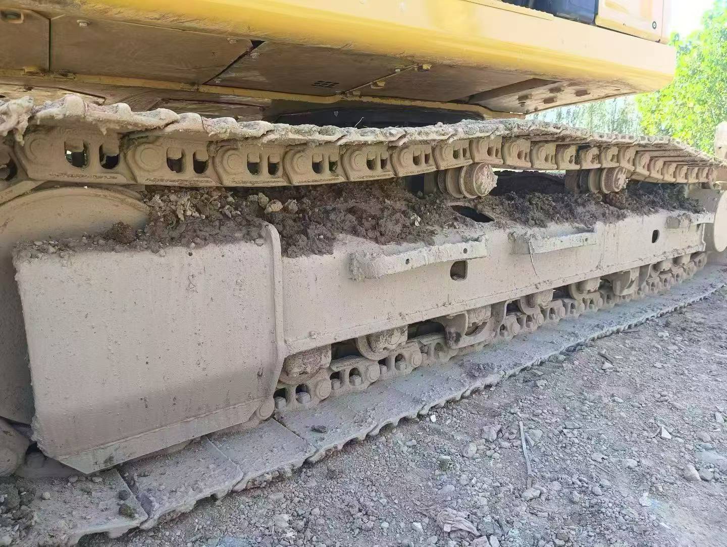 Buy Caterpillar 323 Used Excavator / 2 Buy Caterpillar 323 Used Excavator / 2