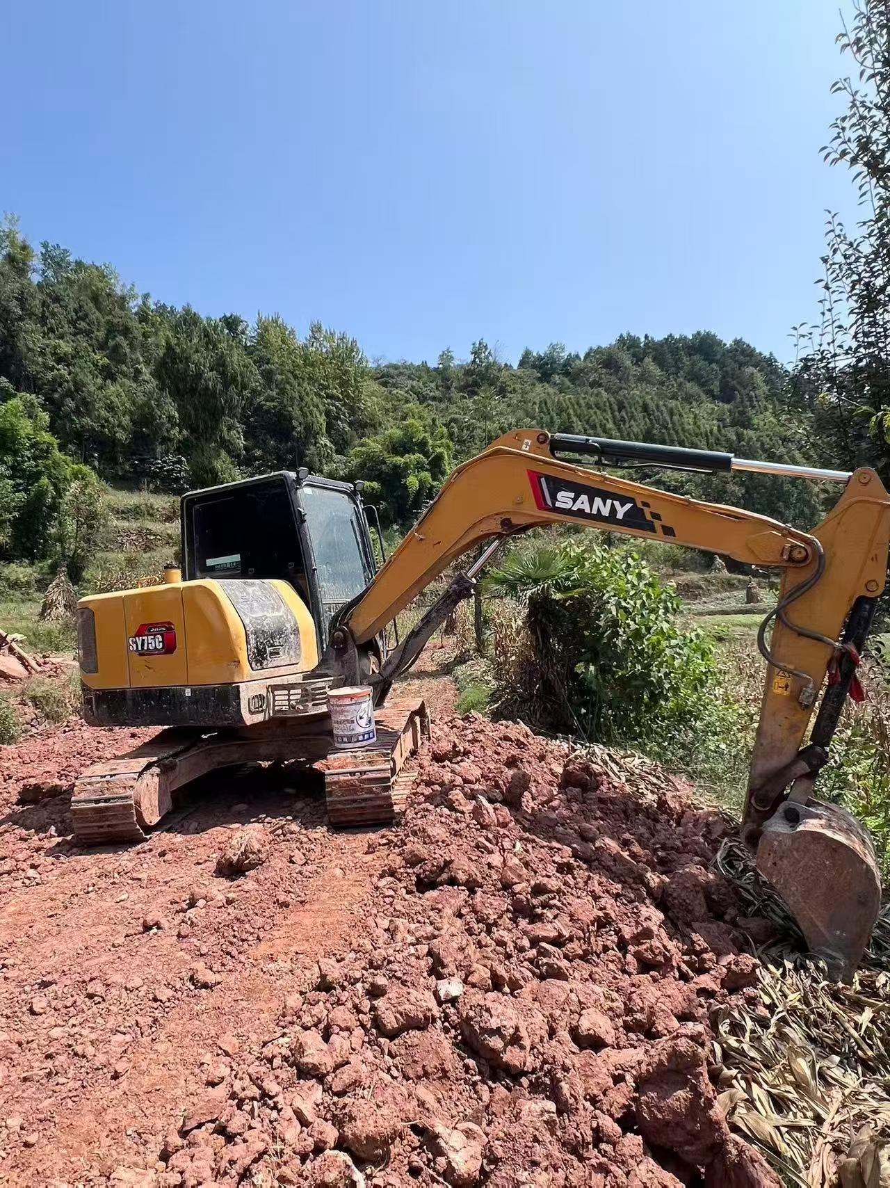 Buy Sany SY60 Used Excavator / 2