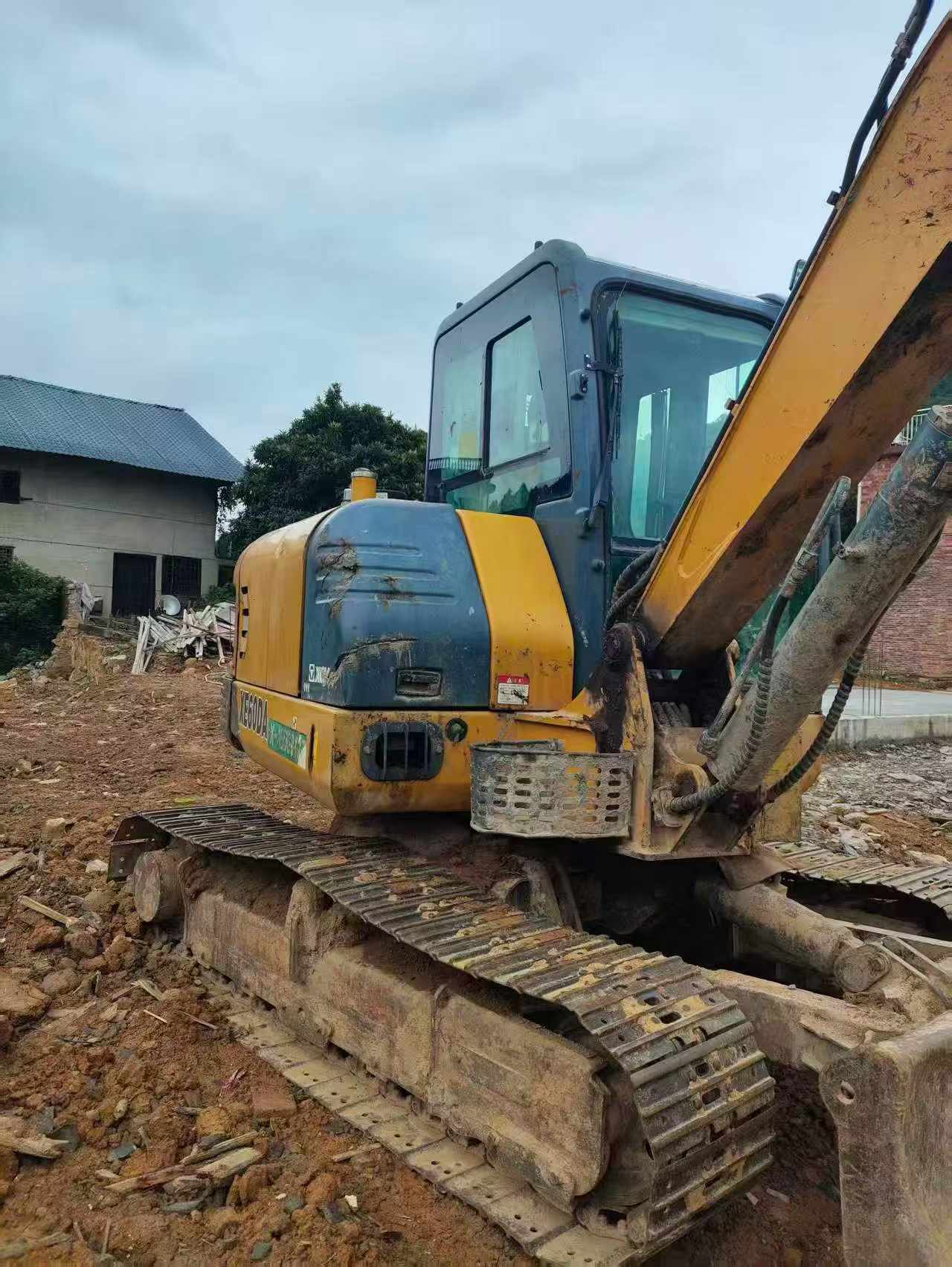 Buy XCMG XE55DA Used Excavator / 3 Buy XCMG XE55DA Used Excavator / 3