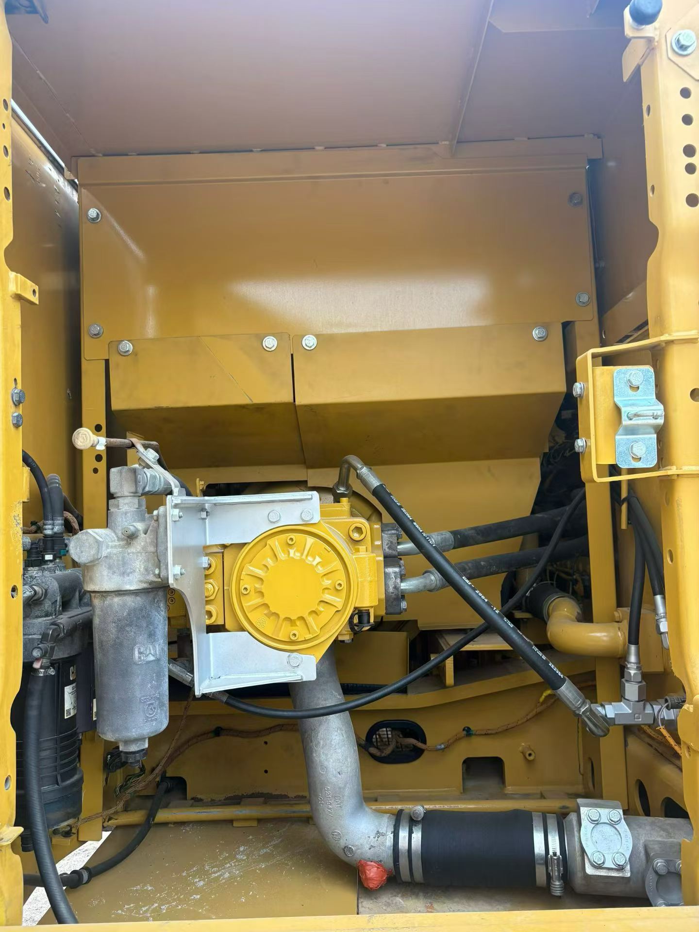 Buy Caterpillar 330B Used Excavator / 6 Buy Caterpillar 330B Used Excavator / 6