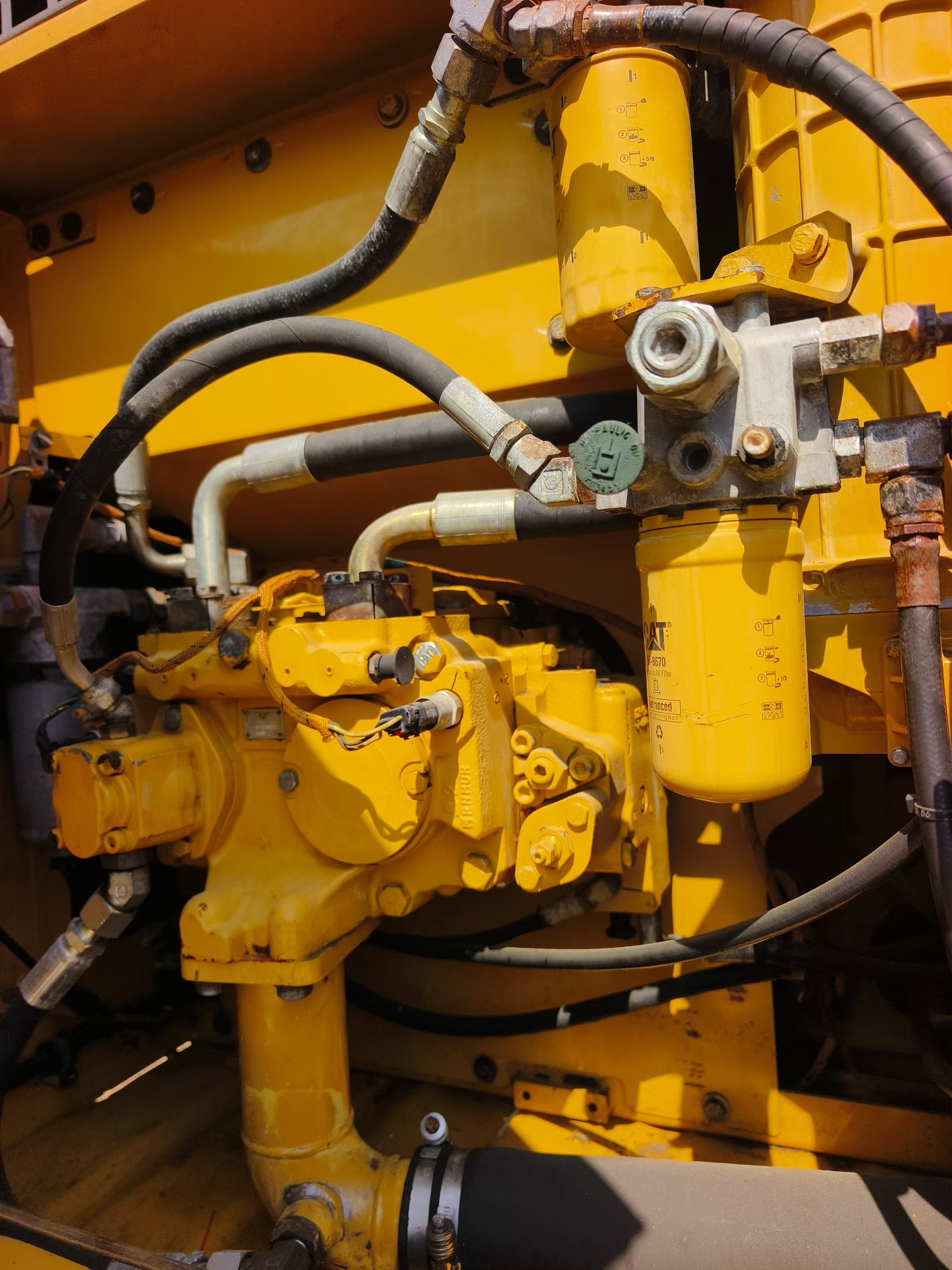 Buy Caterpillar 323D2L Used Excavator / 4 Buy Caterpillar 323D2L Used Excavator / 4