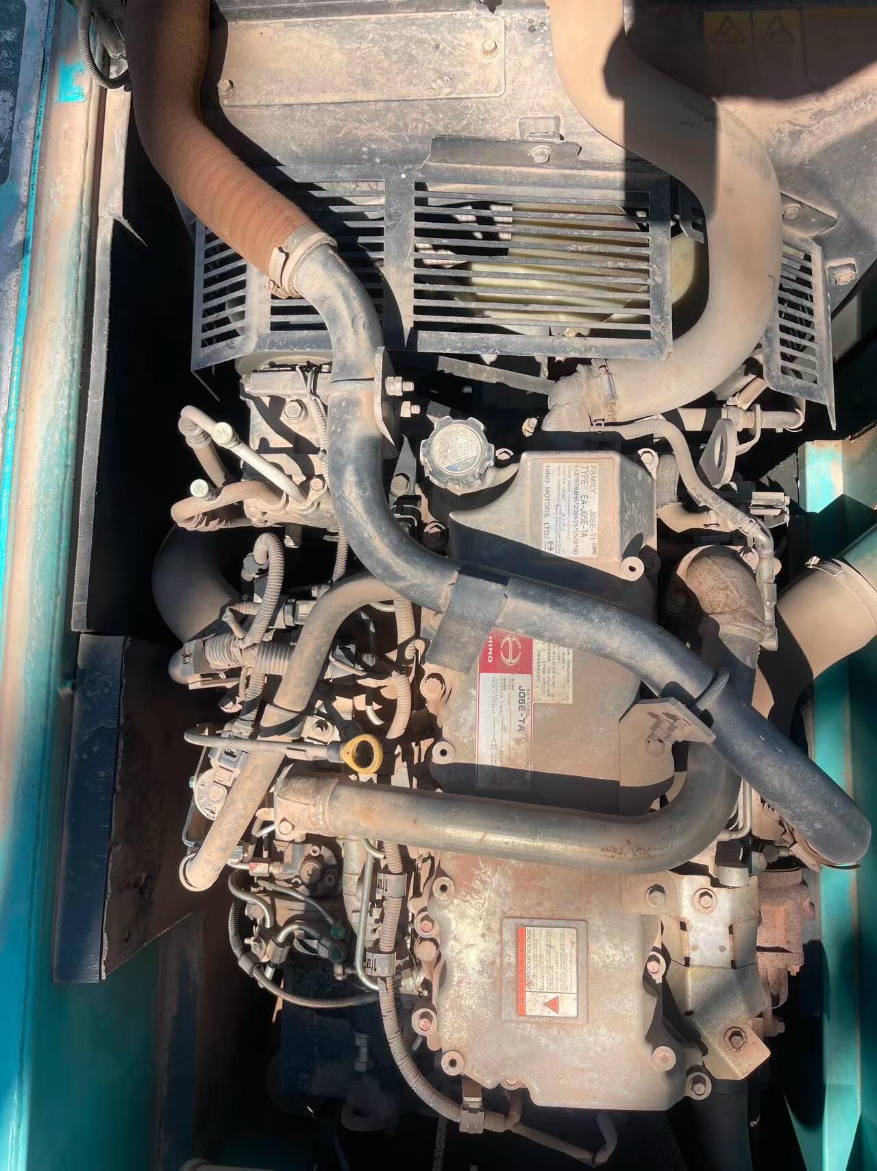 Buy Kobelco SK200-2 Used Excavator / 4 Buy Kobelco SK200-2 Used Excavator / 4