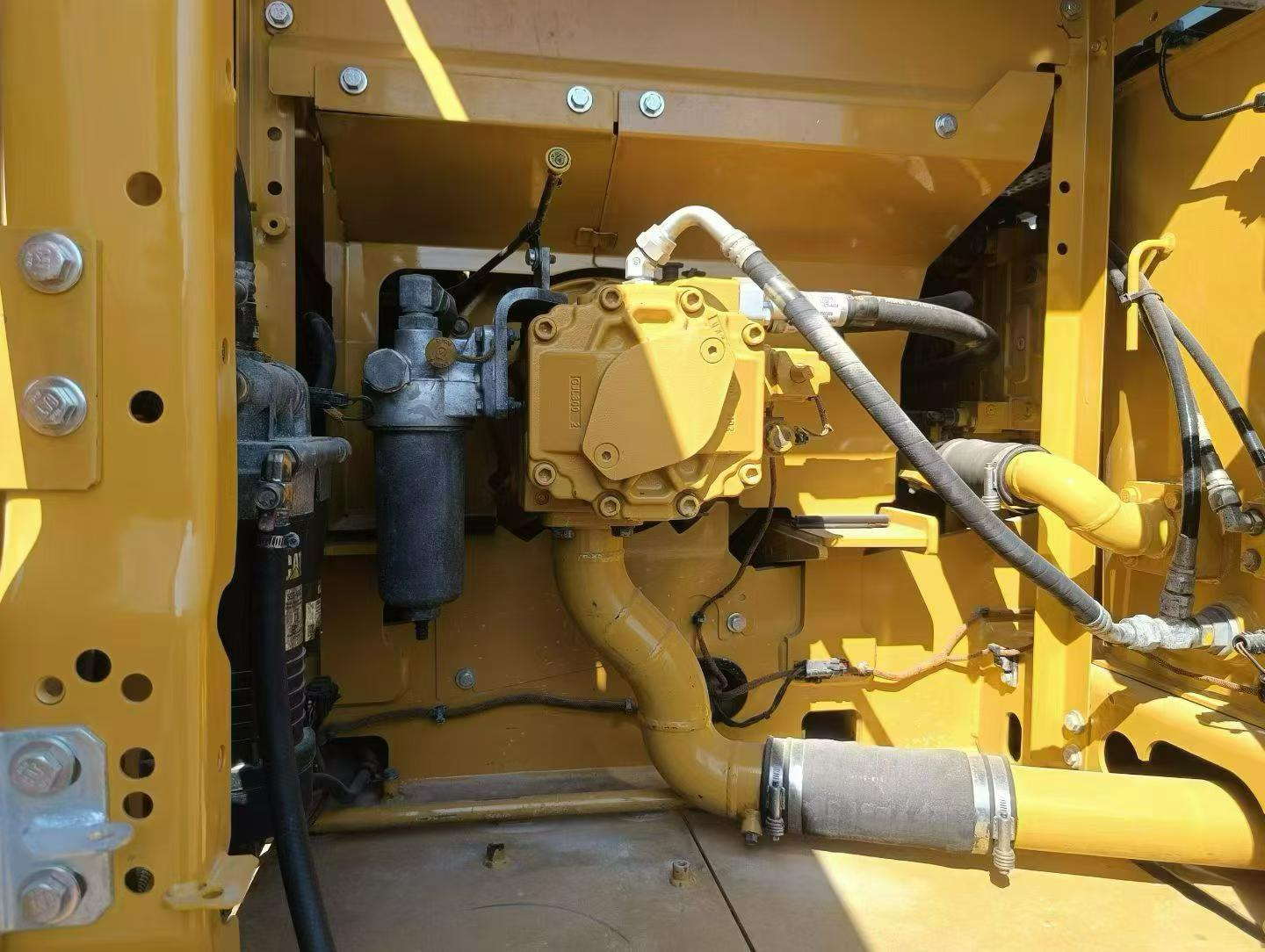 Buy Caterpillar 323 Used Excavator / 7 Buy Caterpillar 323 Used Excavator / 7