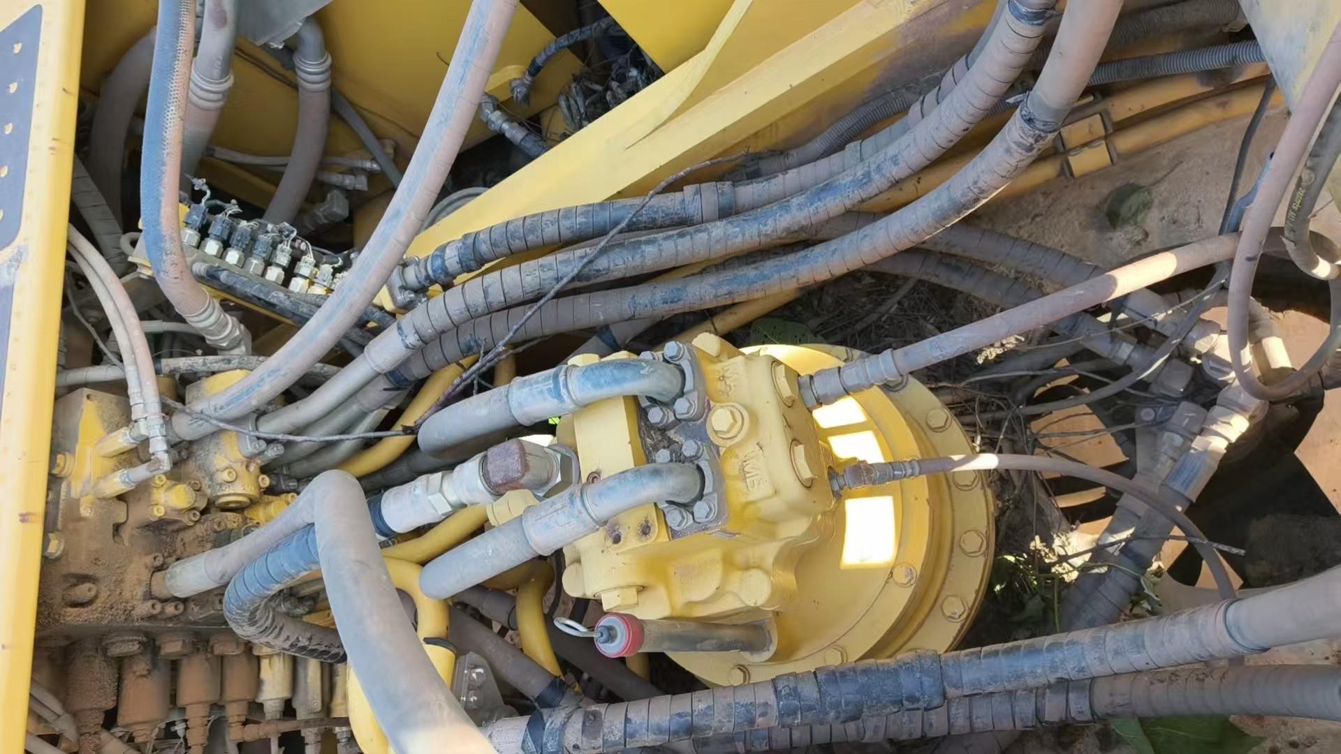 Buy Komatsu PC300-8 Used Excavator / 2