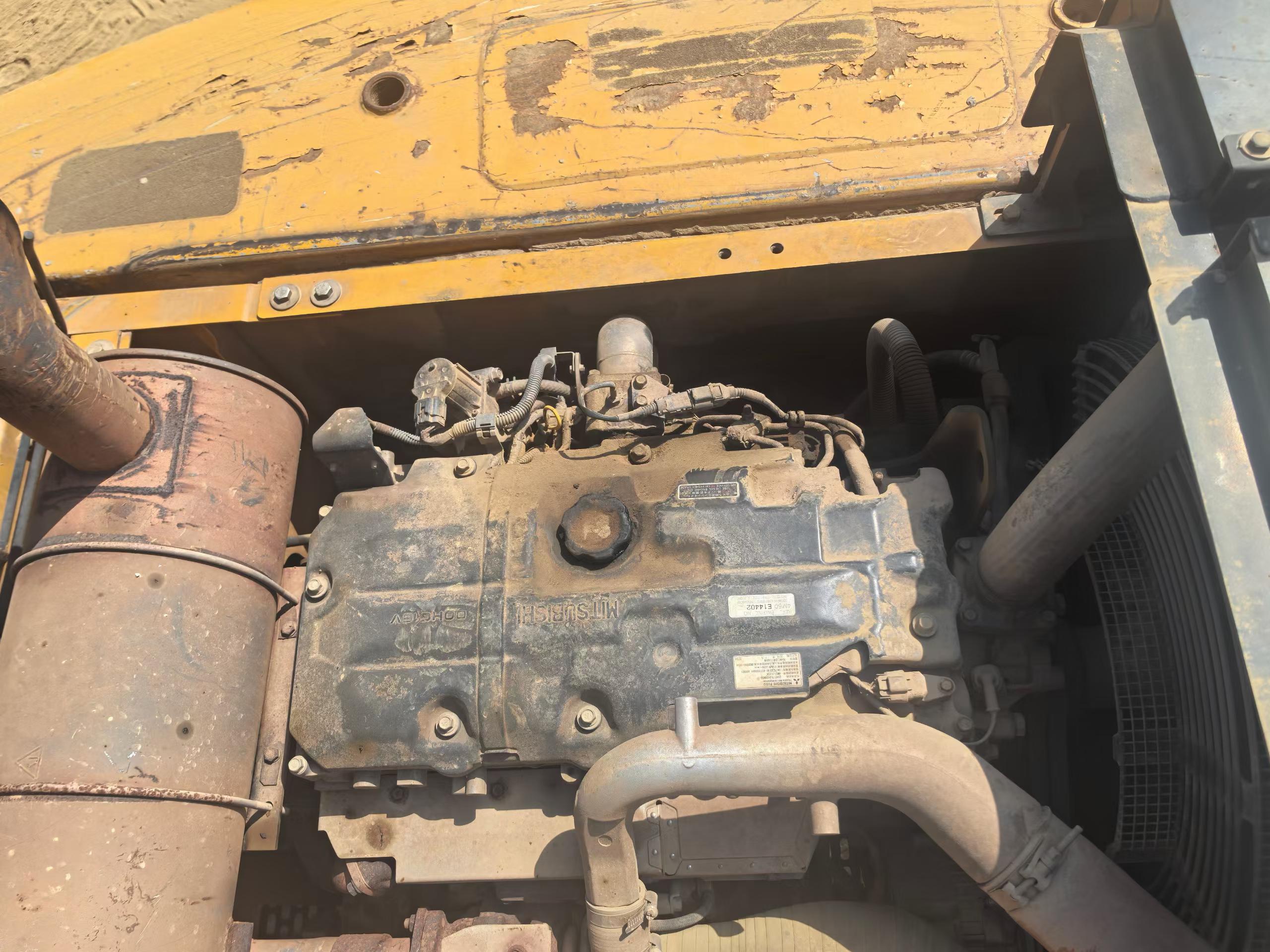 Buy Sany SY215C Used Excavator / 2