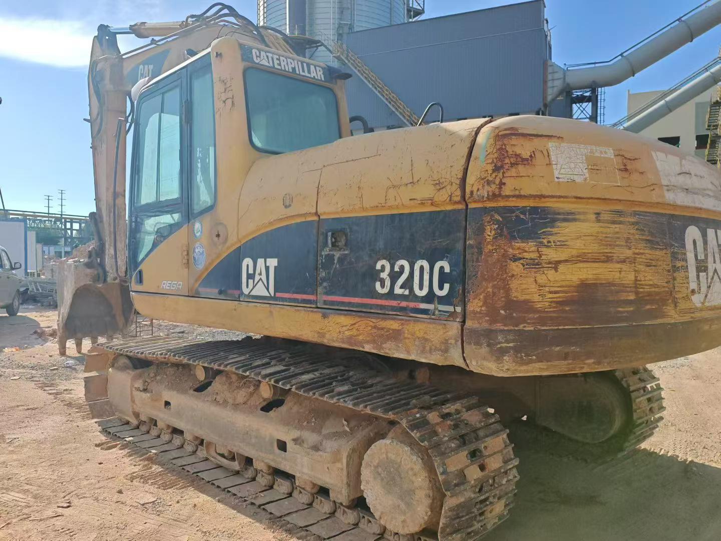 Buy Caterpillar 320C Used Excavator / 1