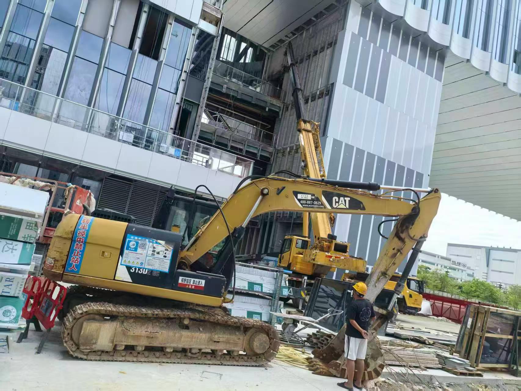 Compre Excavadora Caterpillar 313D Usada / 5
