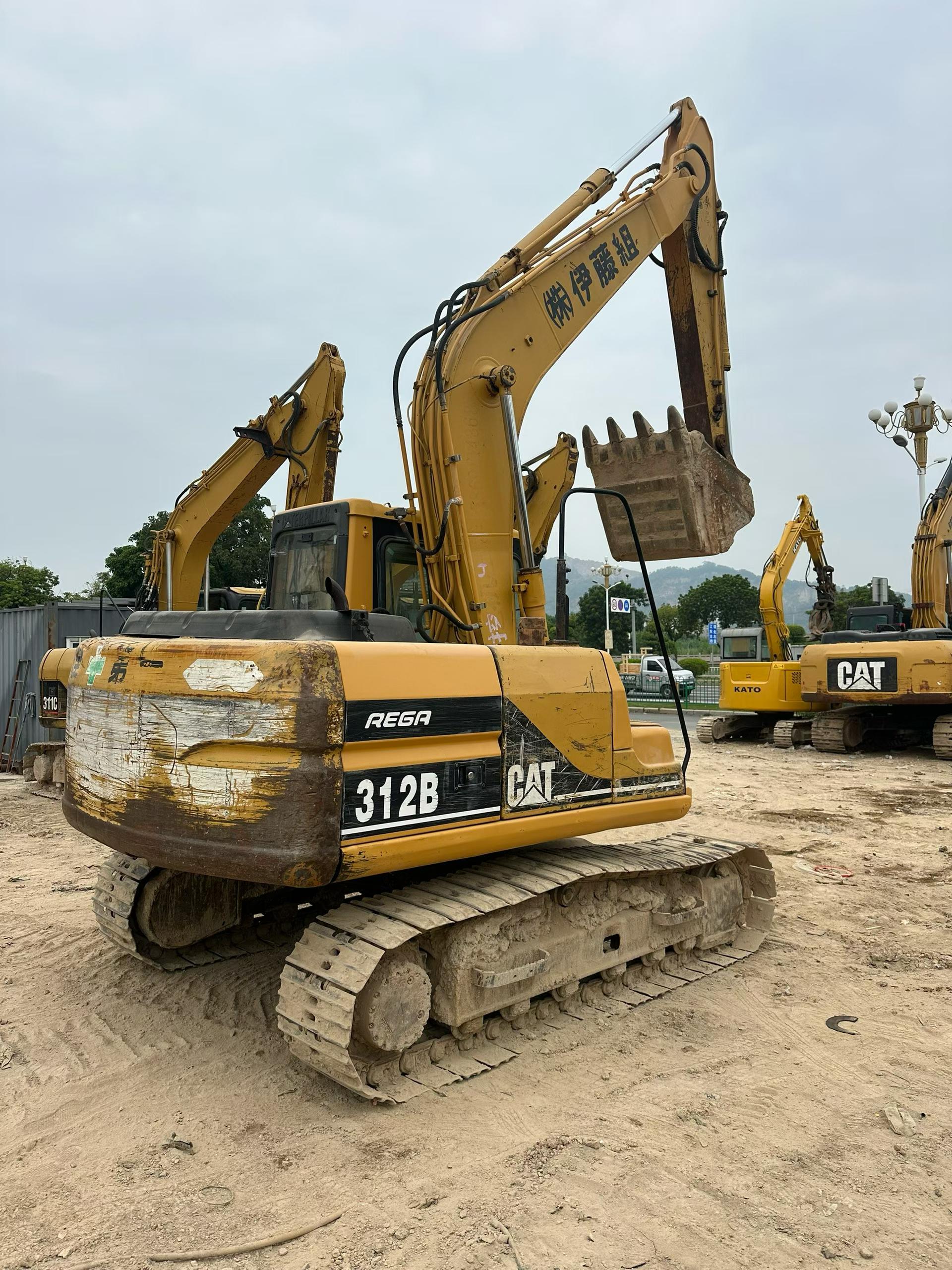 Buy Caterpillar 312B Used Excavator / 2