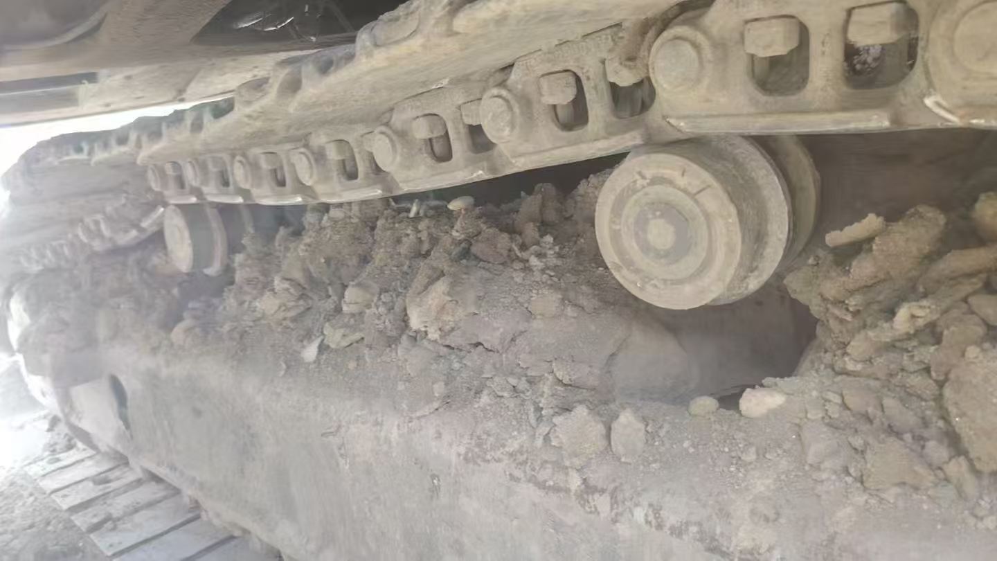 Buy Hyundai R225-7 Used Excavator / 5 Buy Hyundai R225-7 Used Excavator / 5