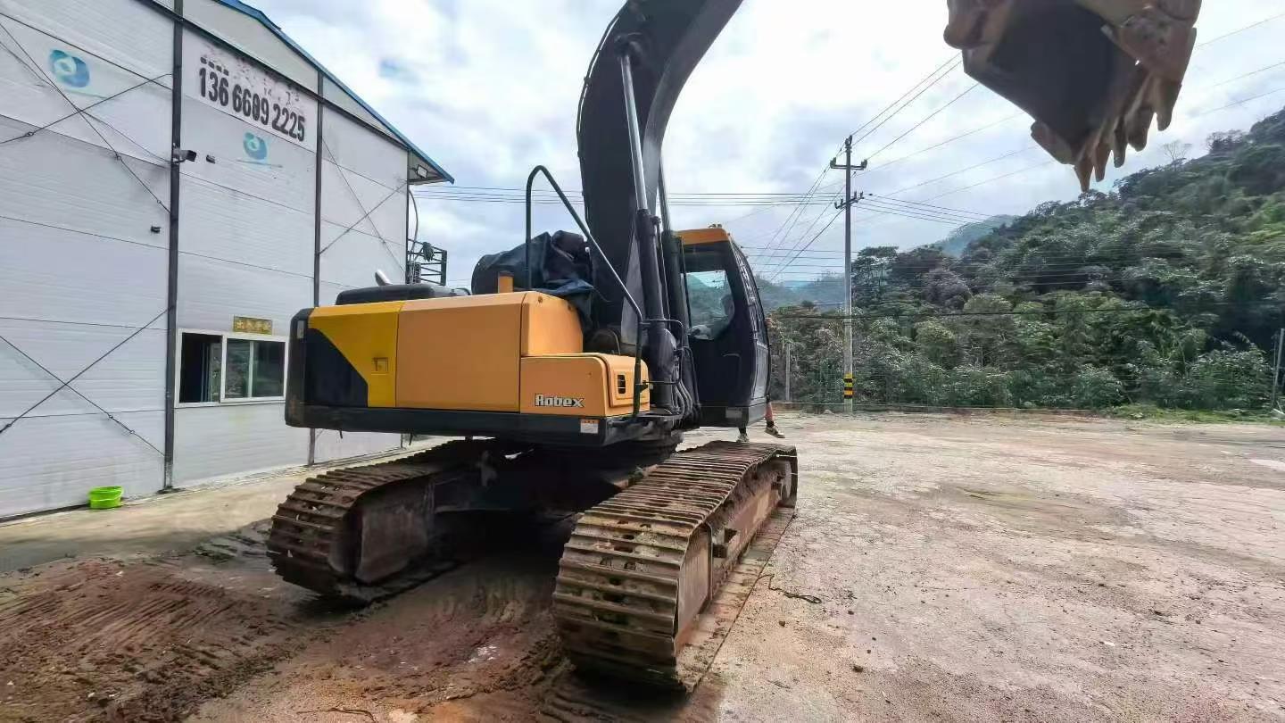 Buy Hyundai ZL20G Used Excavator / 7 Buy Hyundai ZL20G Used Excavator / 7
