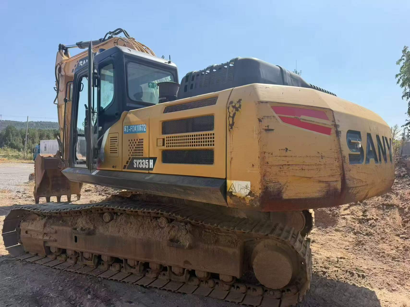 Buy Sany SY245H Used Excavator / 2 Buy Sany SY245H Used Excavator / 2
