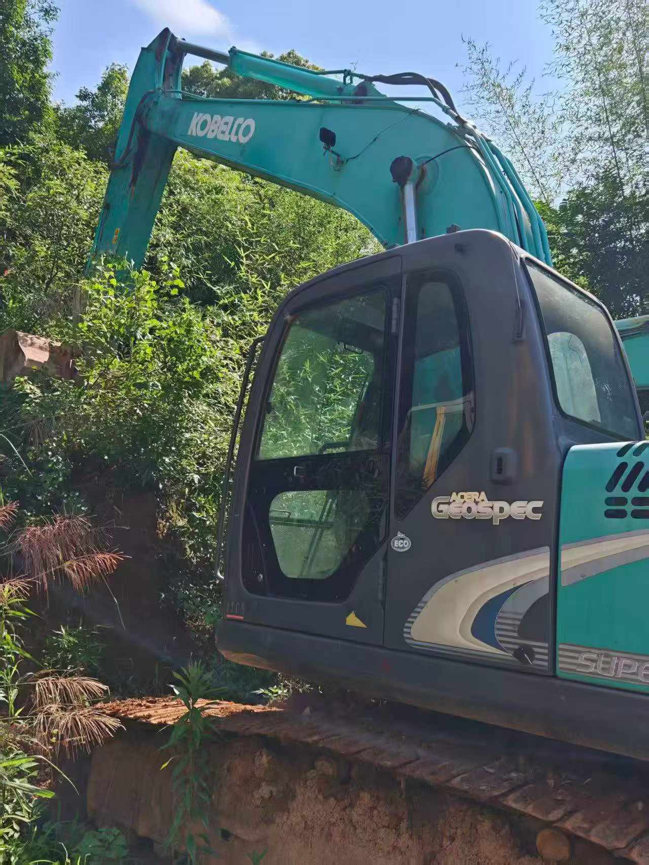 Buy Kobelco SK260 Used Excavator / 2