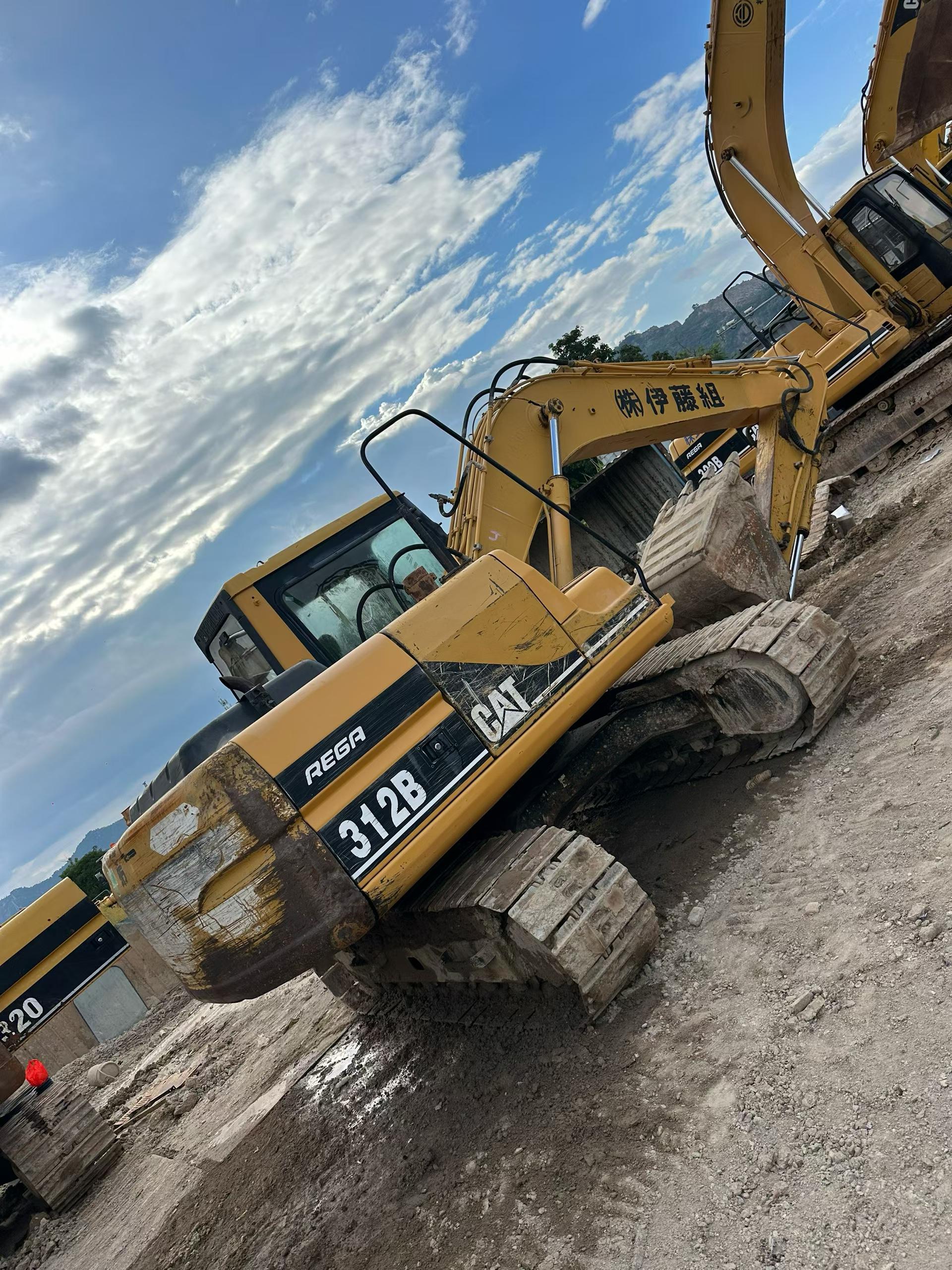 Buy Caterpillar 312B Used Excavator / 6