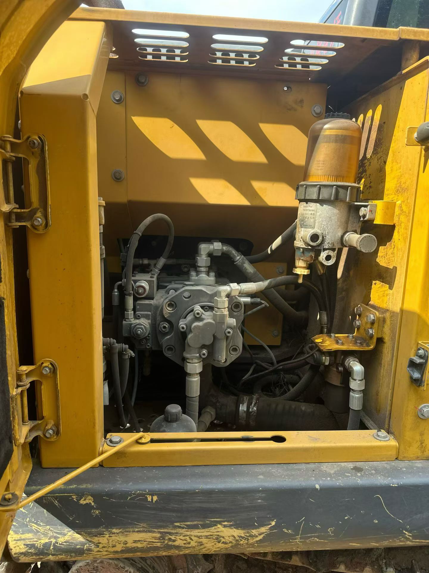 Acheter Pelle XCMG XE135B d'occasion / 4