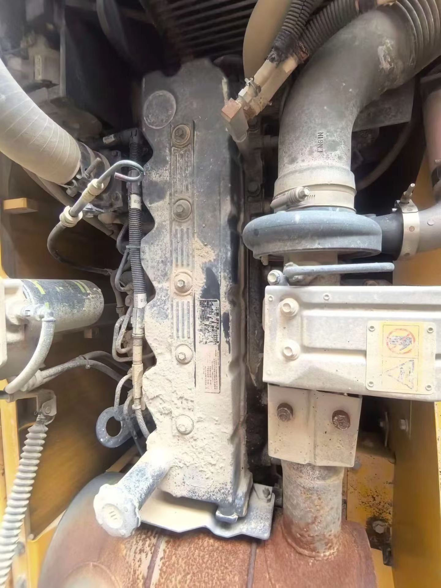 Compre Escavadeira Komatsu PC200 Usada / 6