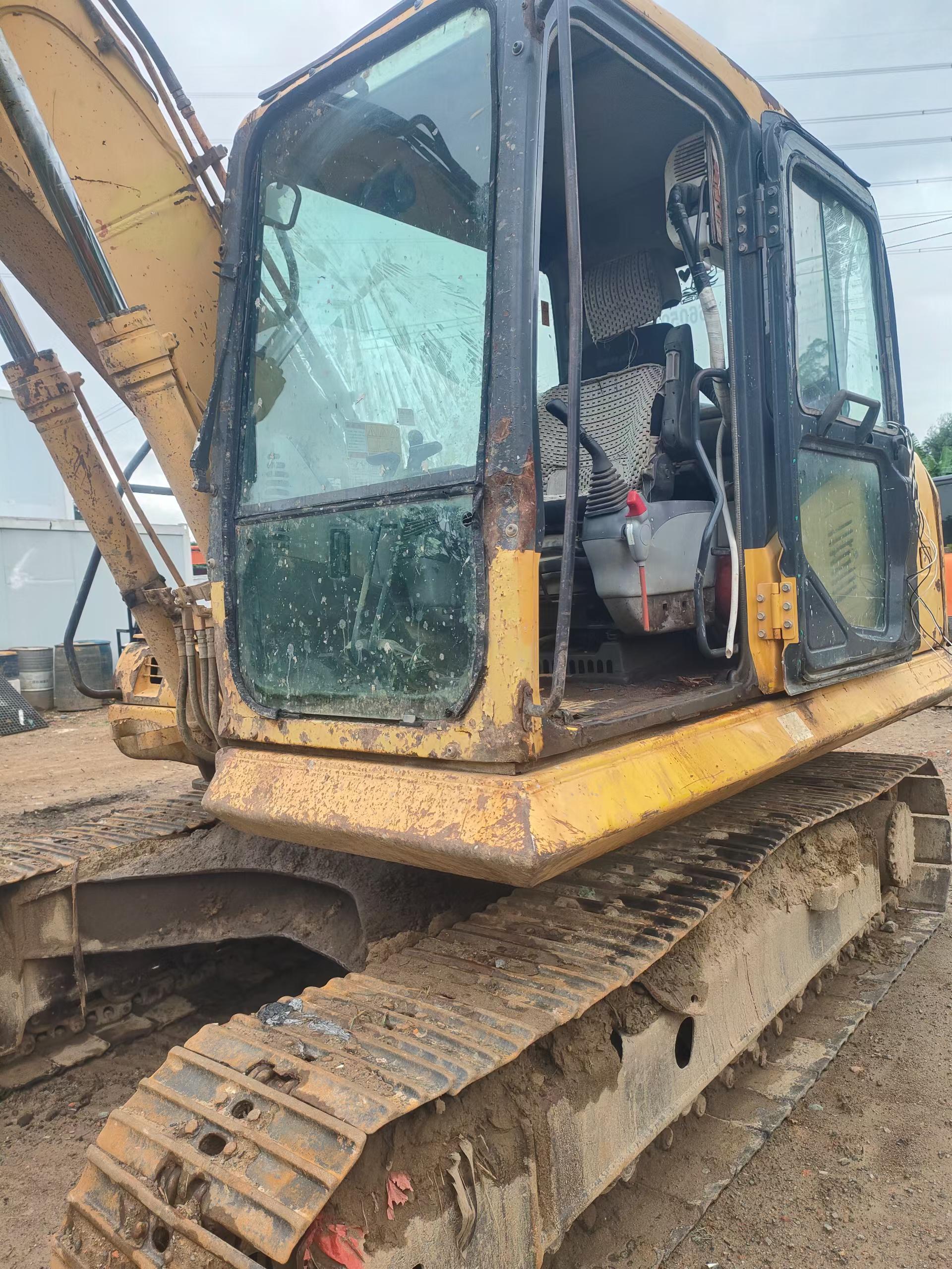 Acheter Pelle Komatsu PC130-7 d'occasion / 9