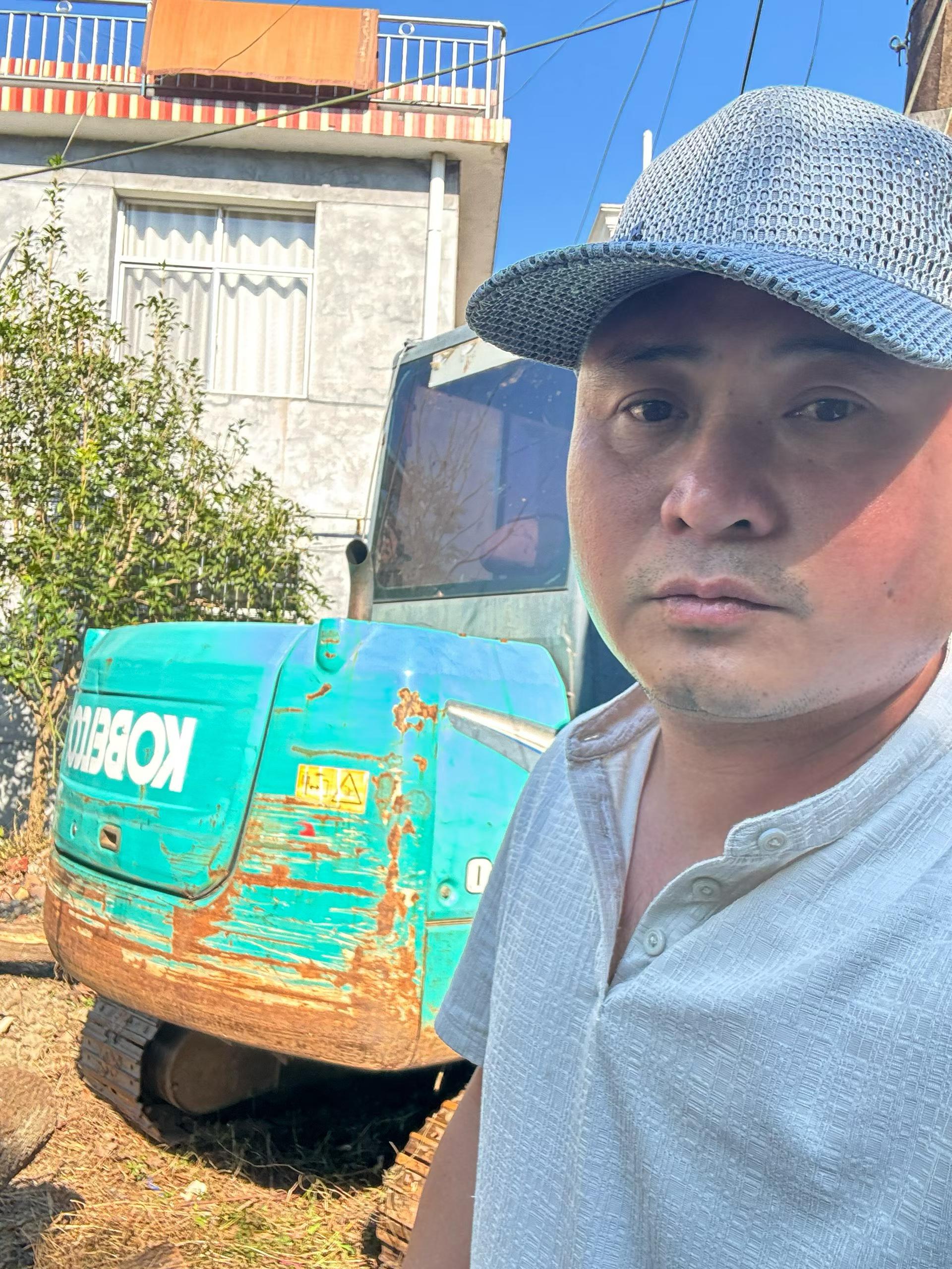 Купить Kobelco SK60 Подержанный Экскаватор