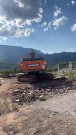 Compre Escavadeira Doosan DH215-7 Usada / 3 Compre Escavadeira Doosan DH215-7 Usada / 3