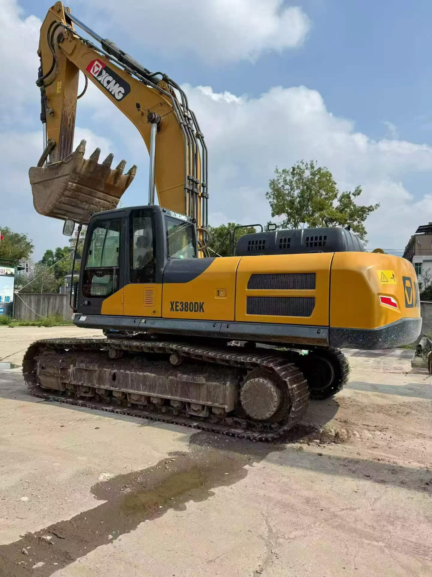 Acheter XCMG XE380K D'occasion Pelle