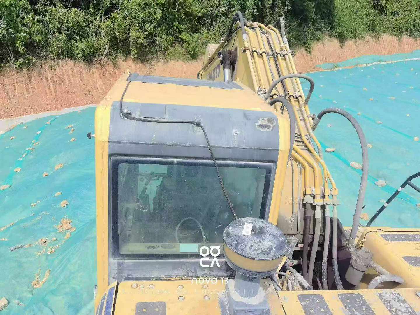 Купить Подержанный Экскаватор Komatsu PC220-8 / 2