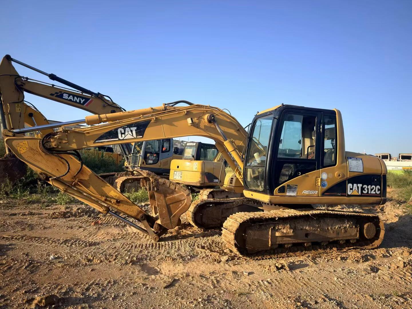 شراء Caterpillar 312C مستعمل حفارة