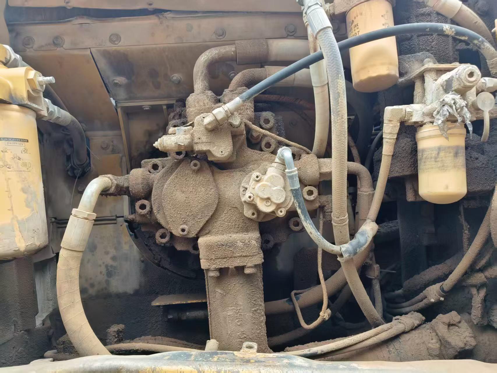 شراء حفارة Caterpillar 336E مستعملة / 6