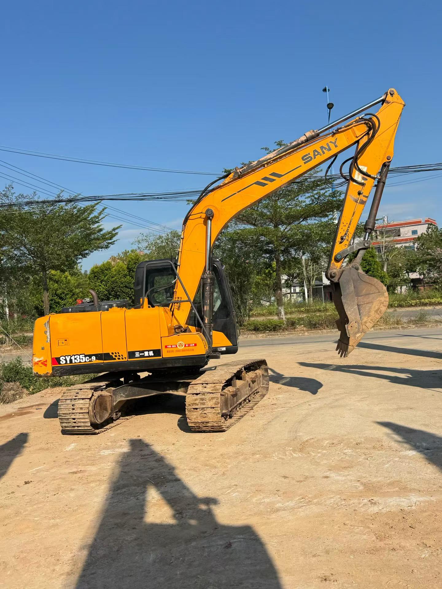 Buy Sany SY135 Used Excavator / 8