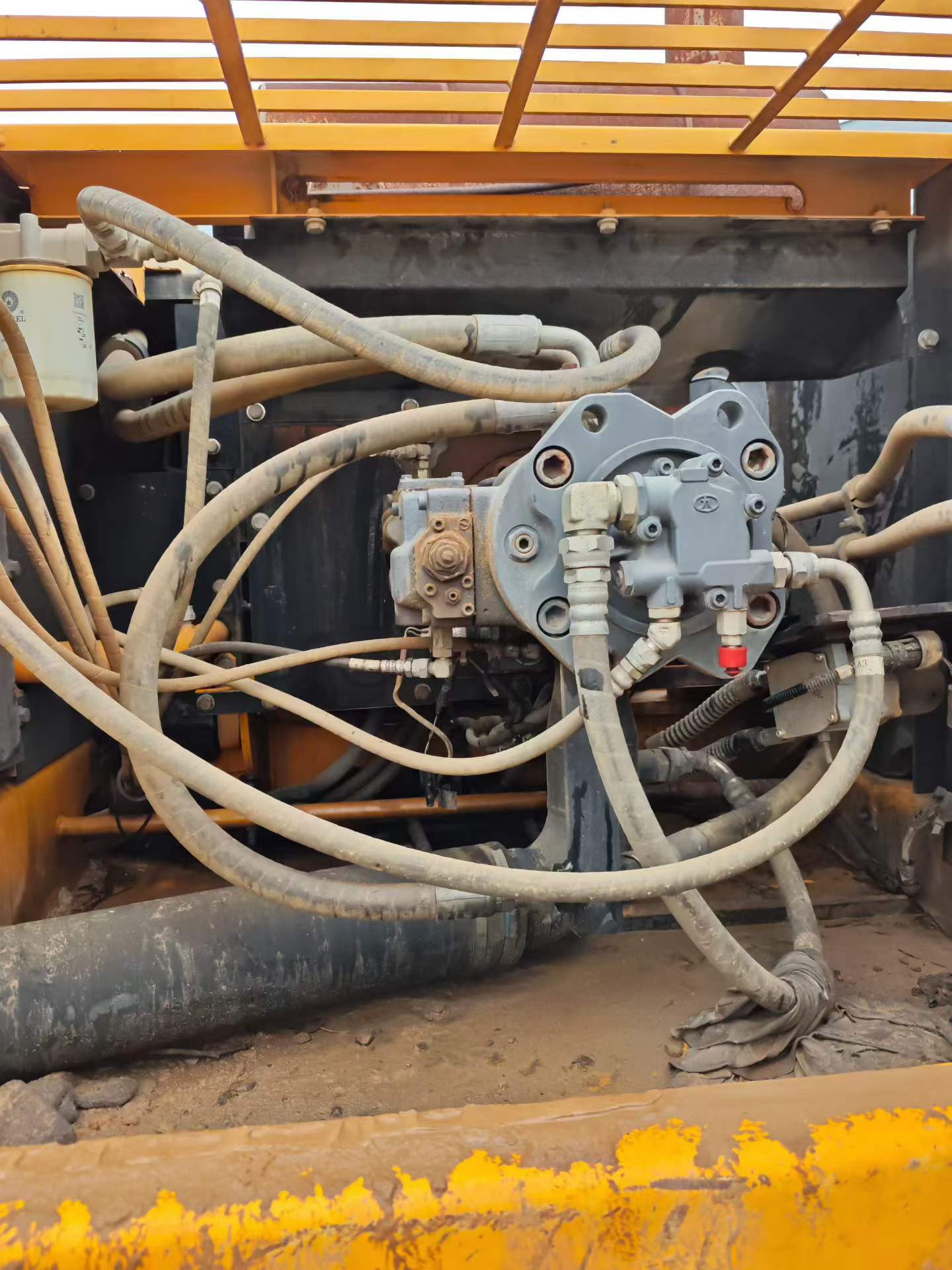 Buy Kato HD1023 Used Excavator / 5