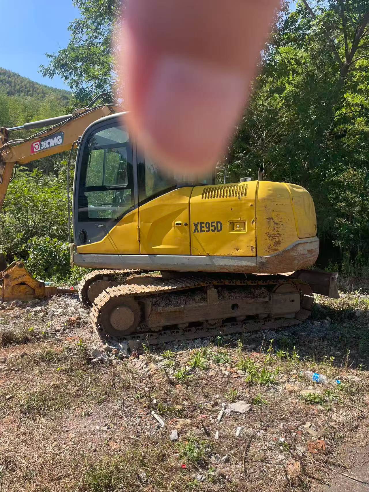 Compre Excavadora XCMG XE75C Usada / 9