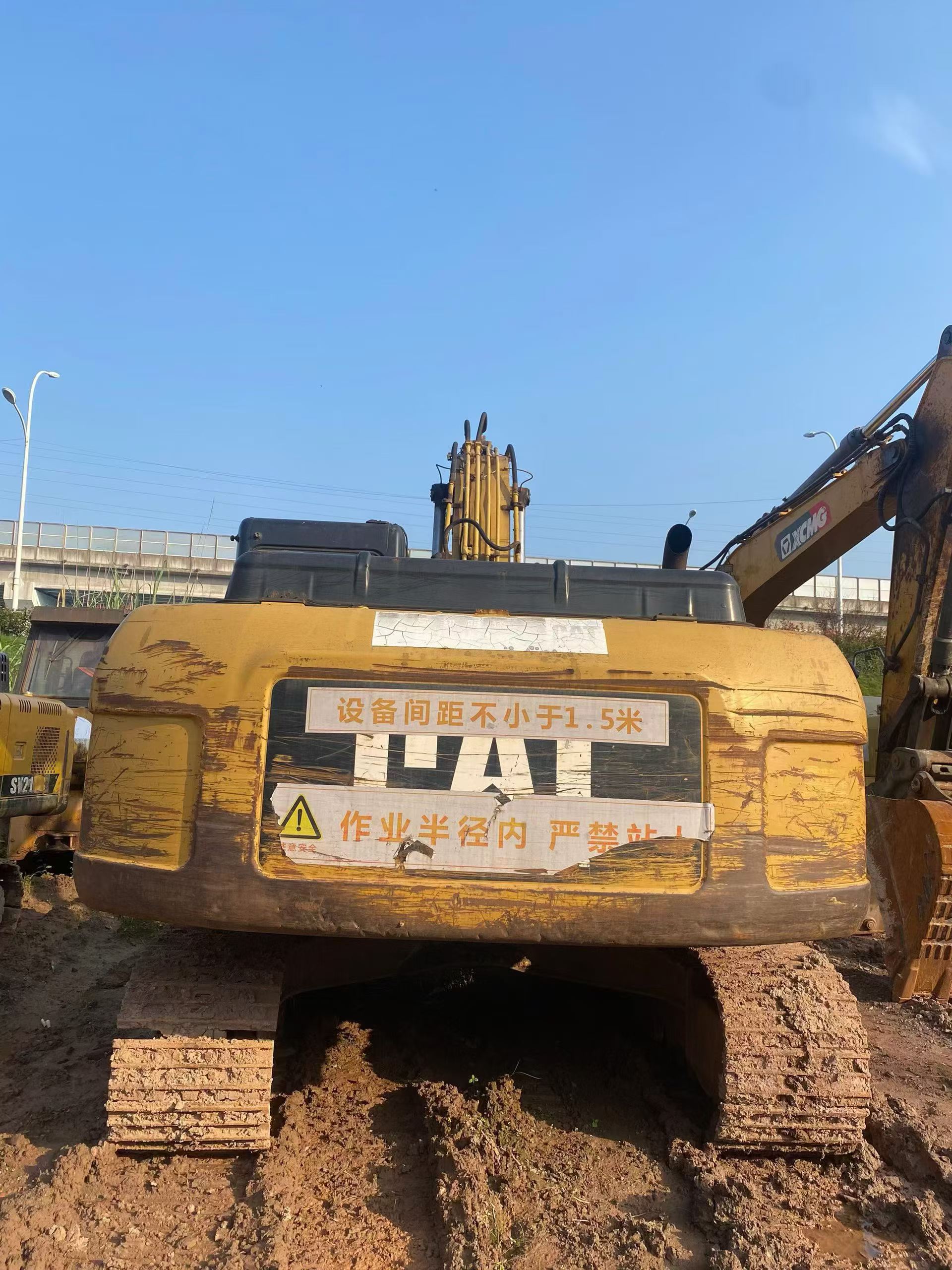 شراء Caterpillar 324D مستعمل حفارة