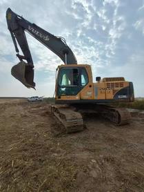 Buy Volvo EC210B Used Excavator / 3 Buy Volvo EC210B Used Excavator / 3
