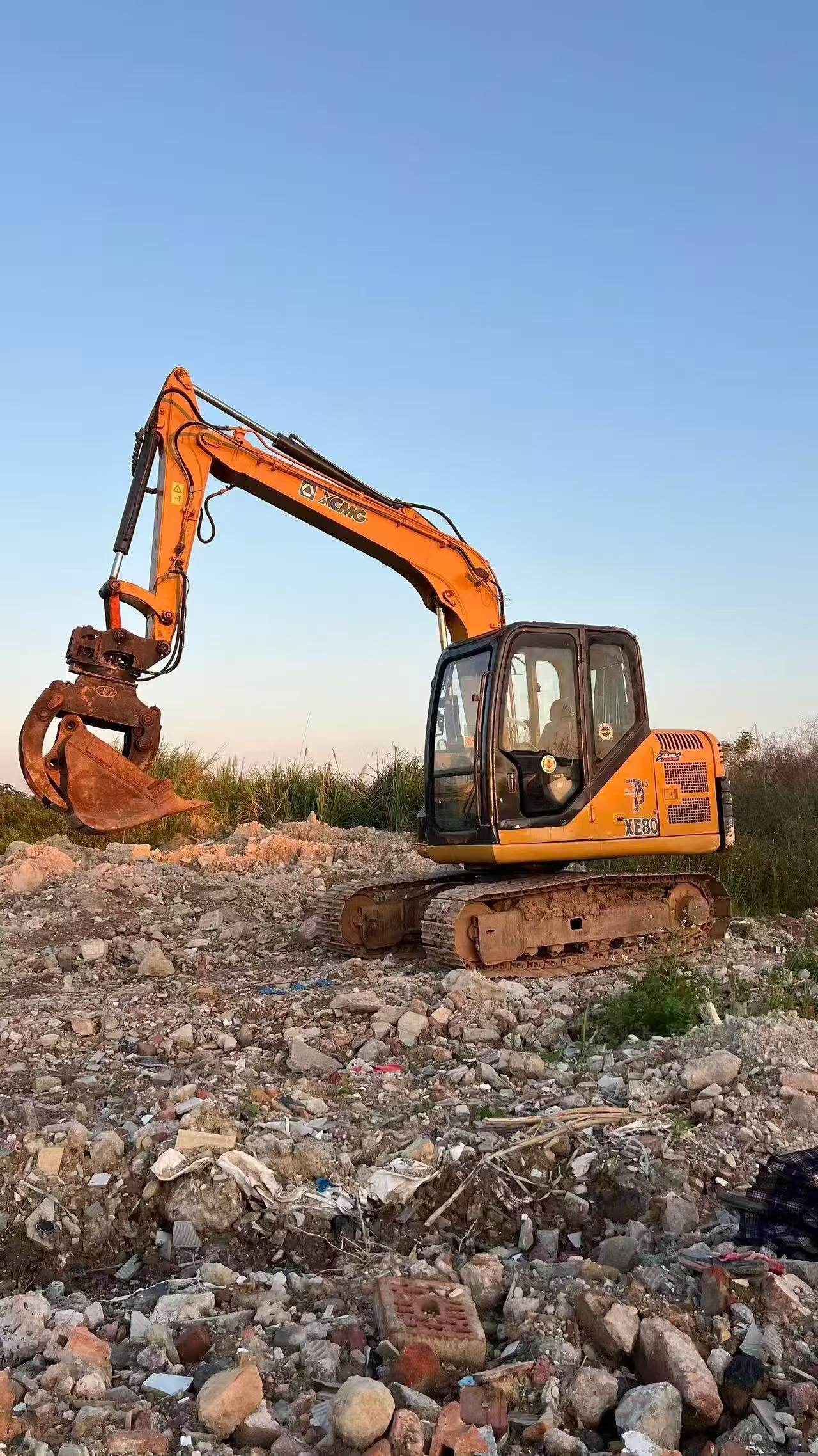 Buy XCMG XE80 Used Excavator / 1