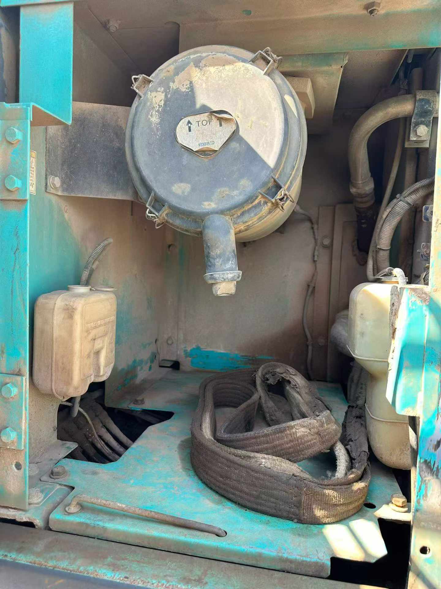 Buy Kobelco SK210-6 Used Excavator / 7 Buy Kobelco SK210-6 Used Excavator / 7