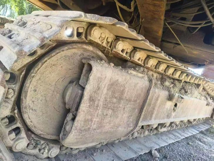 Buy Hyundai R305LVS Used Excavator / 1